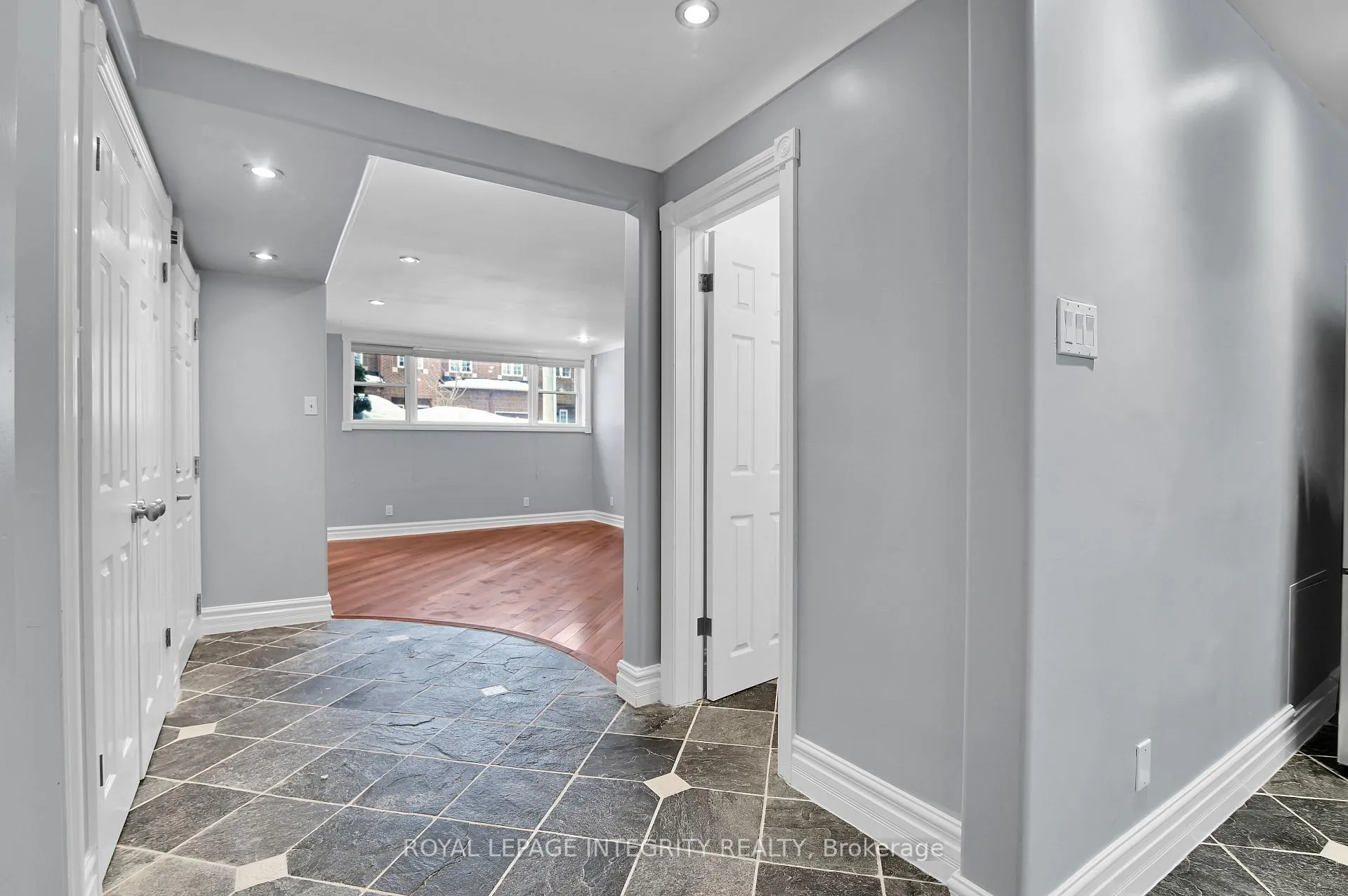 Photo 12 of Unit B, 193 Glynn Avenue, Ottawa, Overbrook/Castle Heights — HOMEH