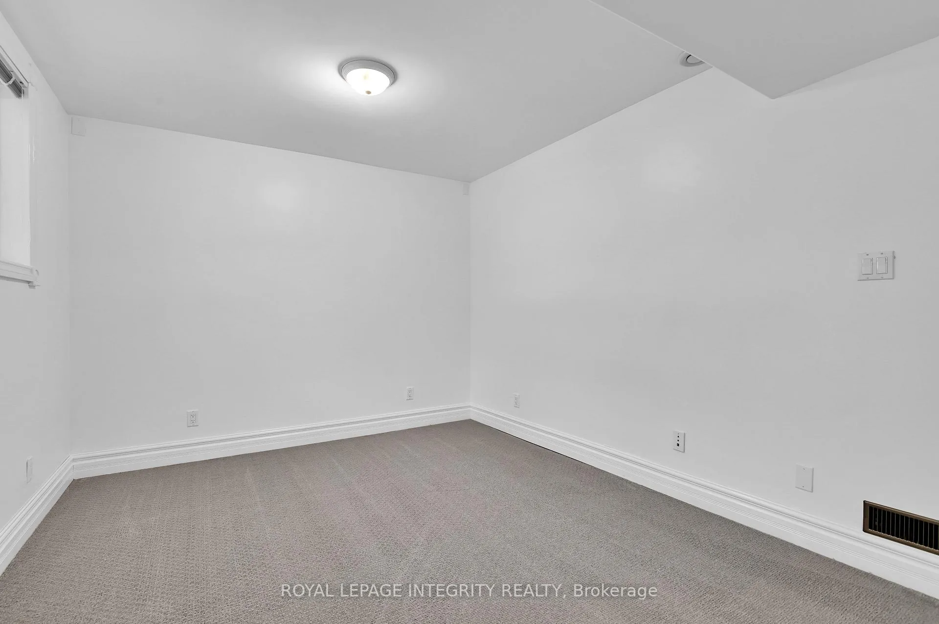 Photo 20 of Unit B, 193 Glynn Avenue, Ottawa, Overbrook/Castle Heights — HOMEH