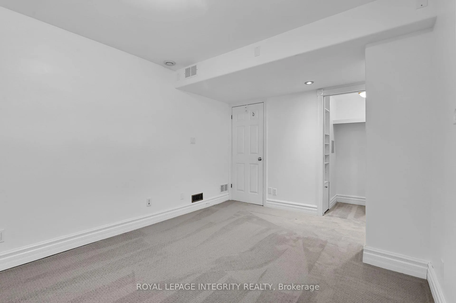 Photo 21 of Unit B, 193 Glynn Avenue, Ottawa, Overbrook/Castle Heights — HOMEH