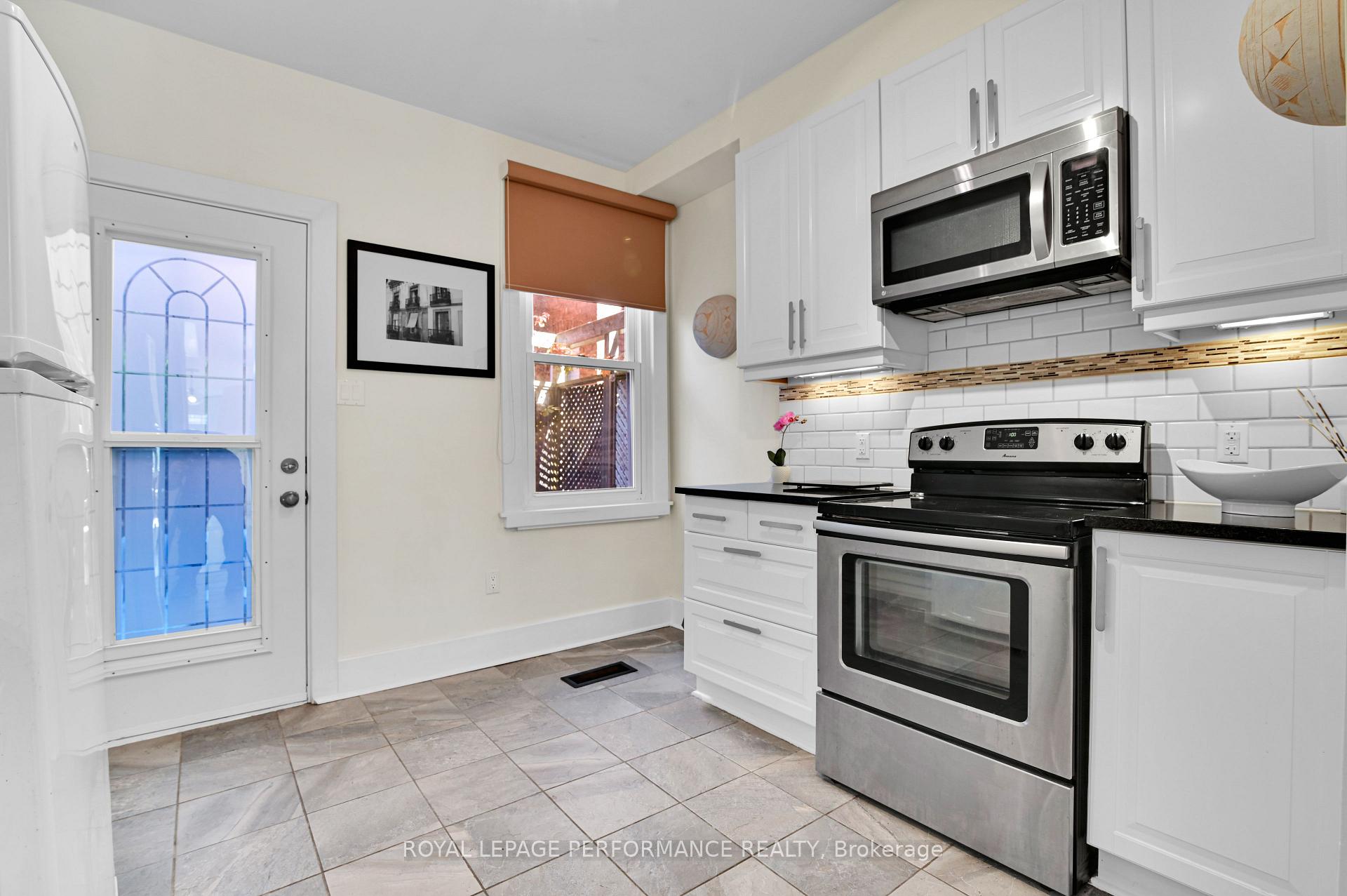 Photo 14 of 372 Mackay Street, Ottawa, Lindenlea — HOMEH