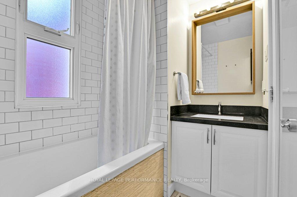 Photo 22 of 372 Mackay Street, Ottawa, Lindenlea — HOMEH