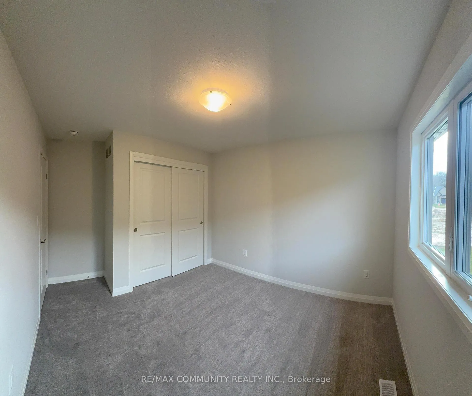 Photo 13 of 76 Acacia Road, Pelham, Fonthill — HOMEH