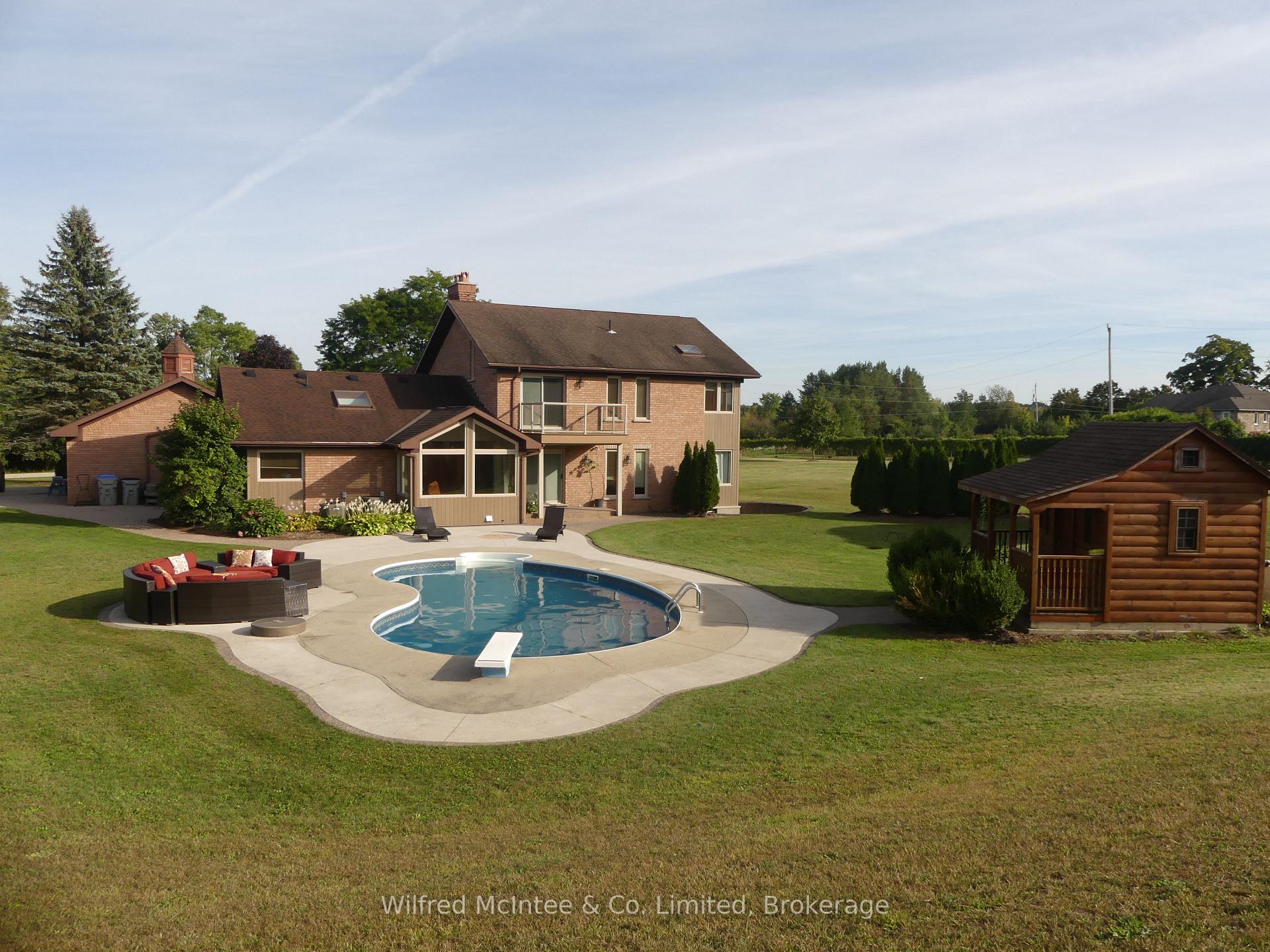 Photo 8 of 75 Mary Street, North Huron, Wingham — HOMEH