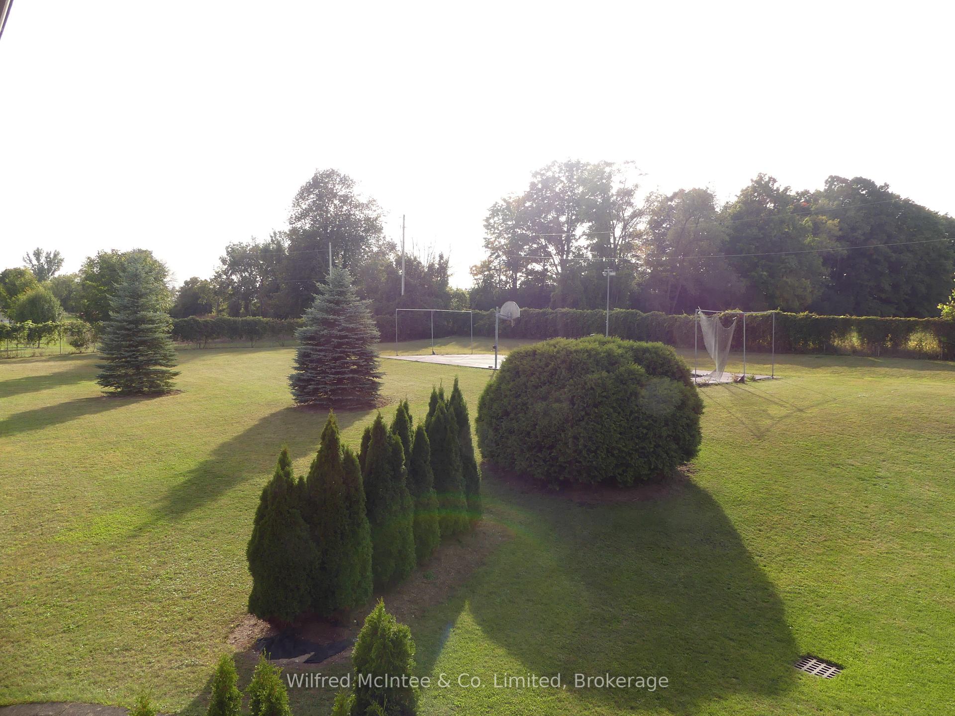 Photo 11 of 75 Mary Street, North Huron, Wingham — HOMEH