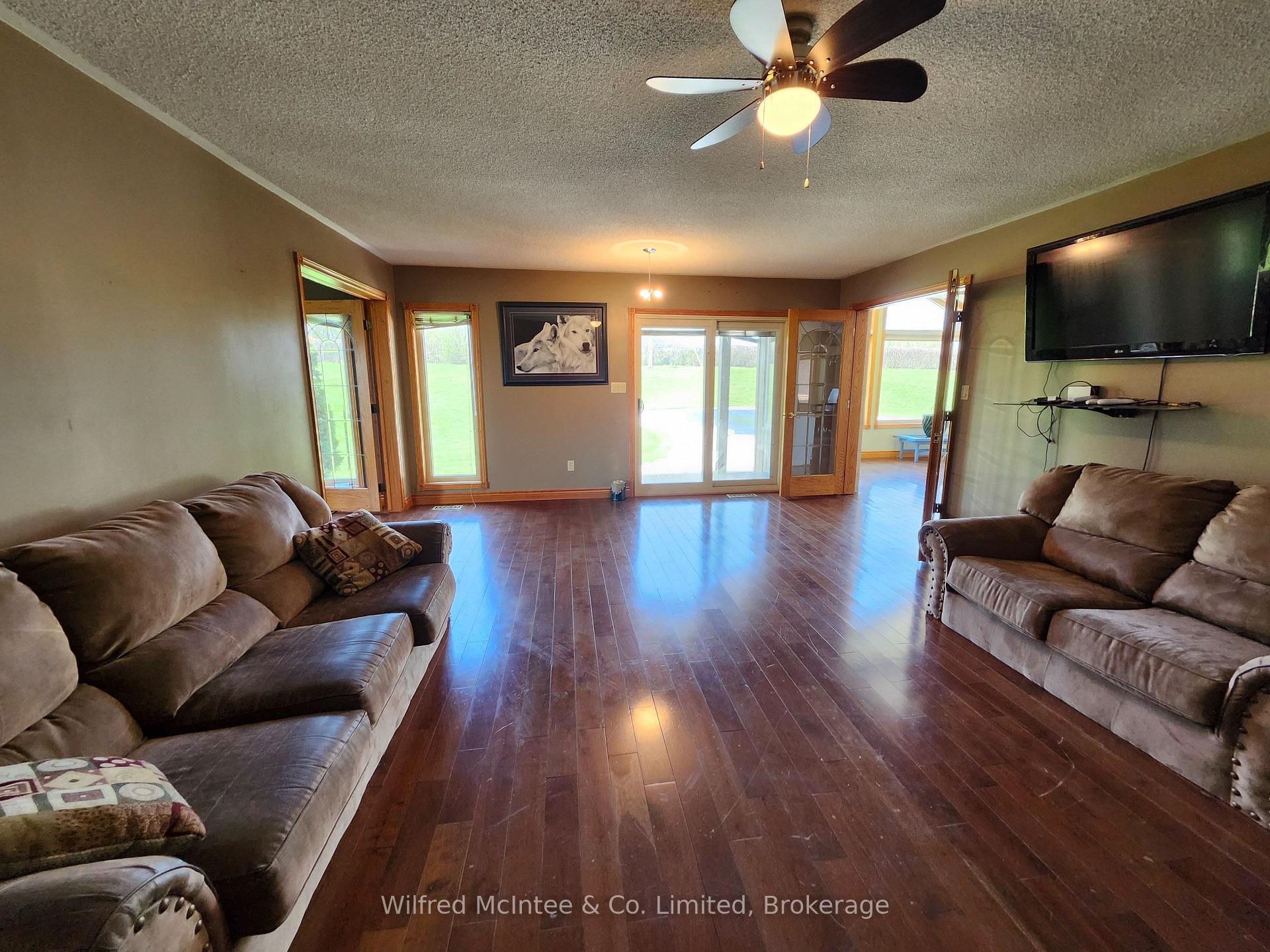 Photo 15 of 75 Mary Street, North Huron, Wingham — HOMEH