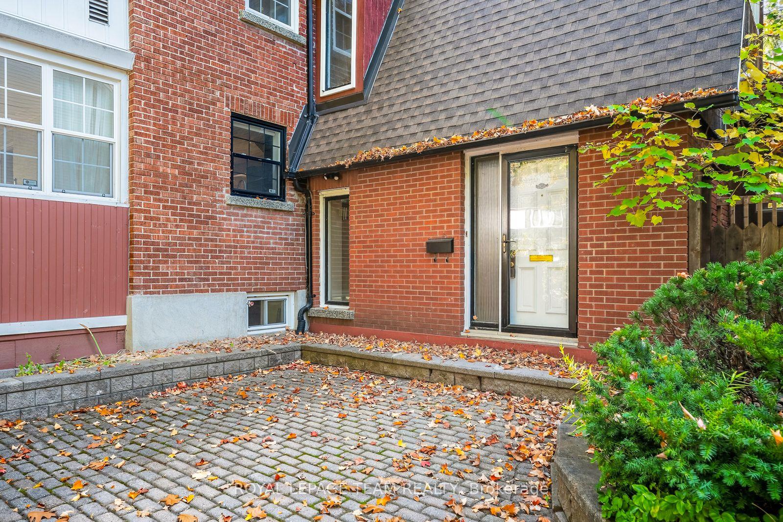 Photo 5 of 100 Maple Lane, Ottawa, Lindenlea — HOMEH