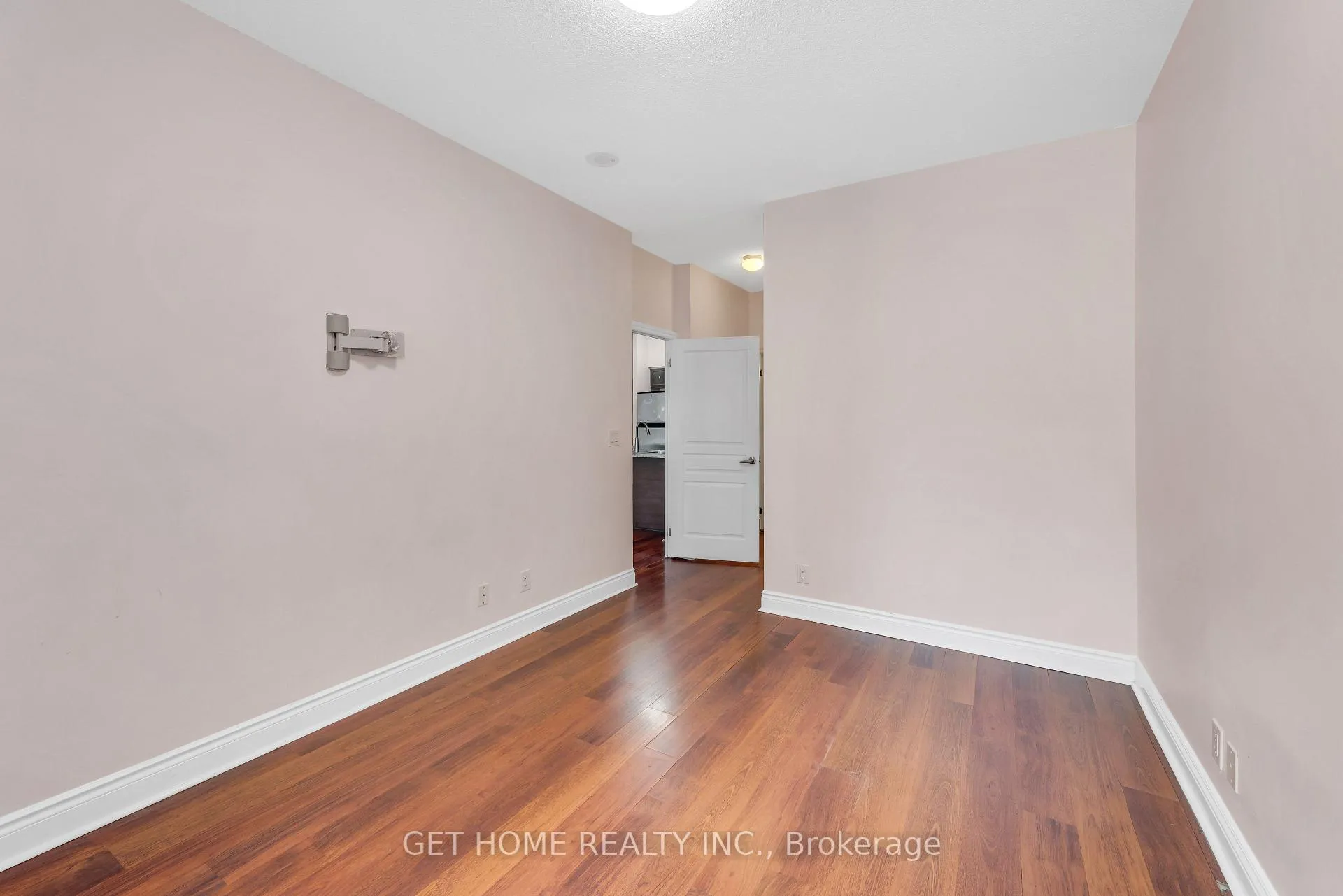 Photo 19 of Unit 101, 30 Clegg Road, Markham, Unionville — HOMEH