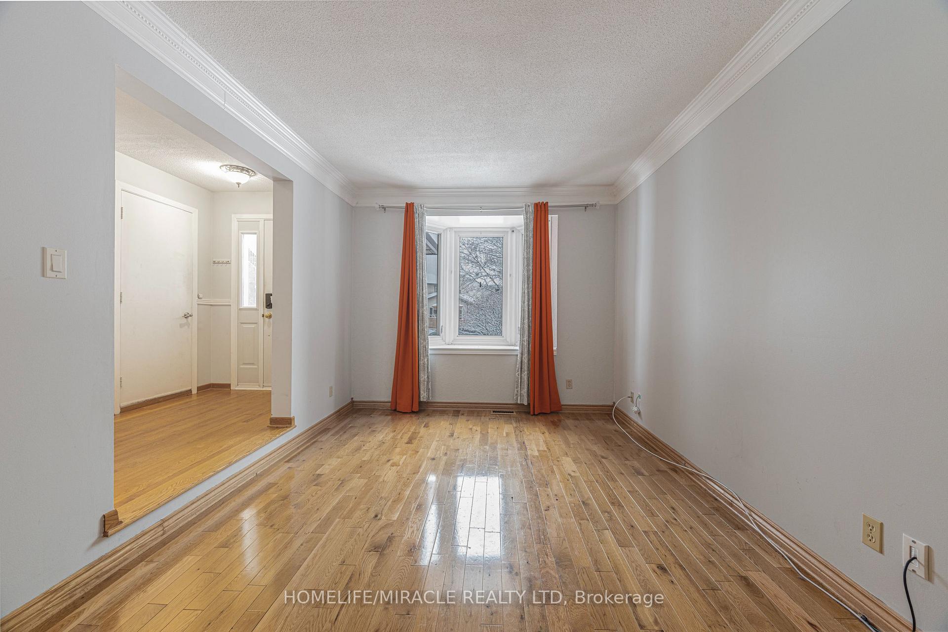 Photo 7 of 1799 Bromont Way, Ottawa, Chateauneuf — HOMEH