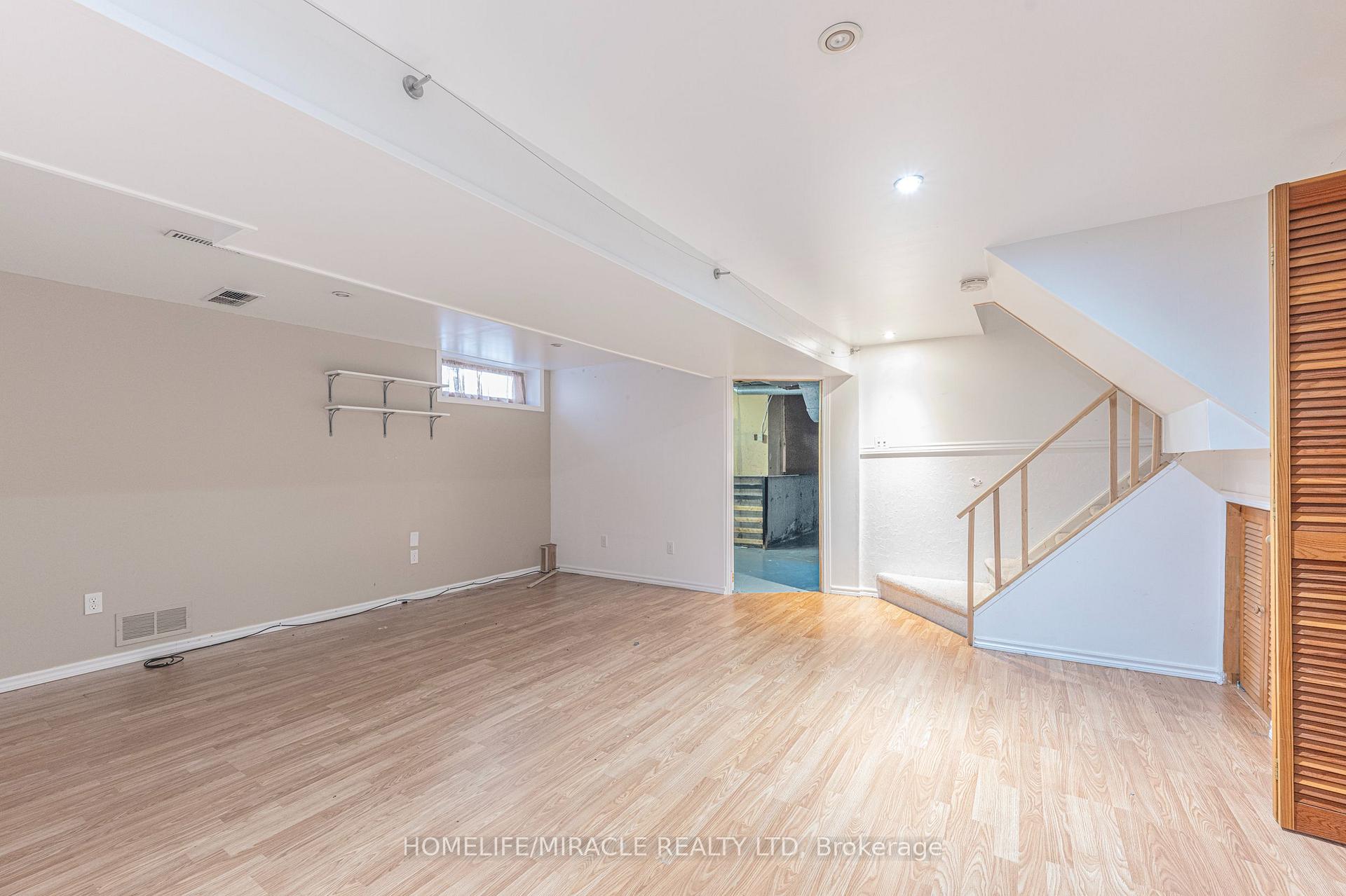 Photo 20 of 1799 Bromont Way, Ottawa, Chateauneuf — HOMEH