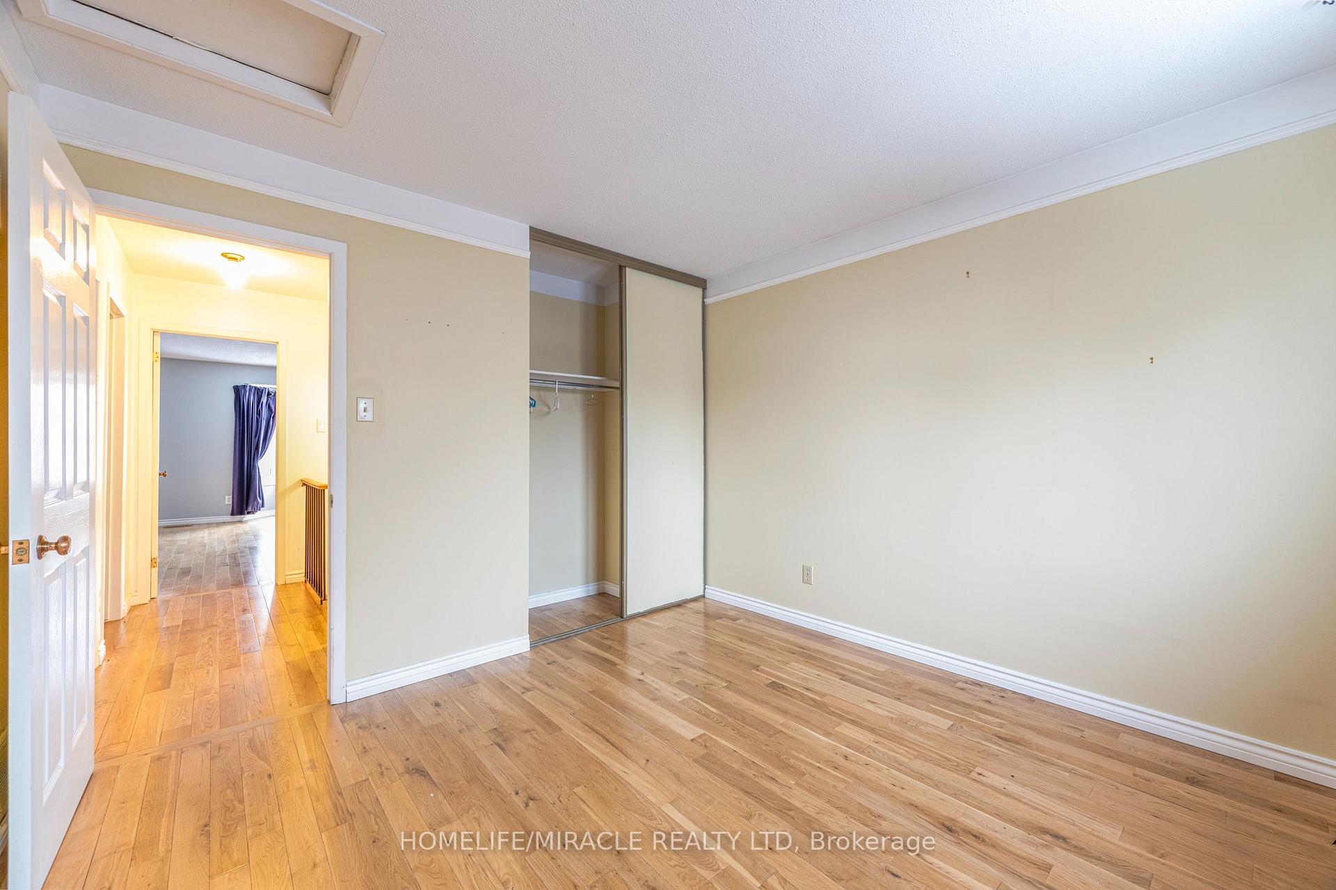 Photo 21 of 1799 Bromont Way, Ottawa, Chateauneuf — HOMEH