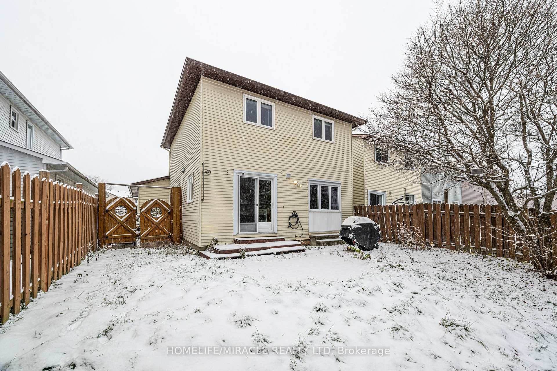 Photo 38 of 1799 Bromont Way, Ottawa, Chateauneuf — HOMEH