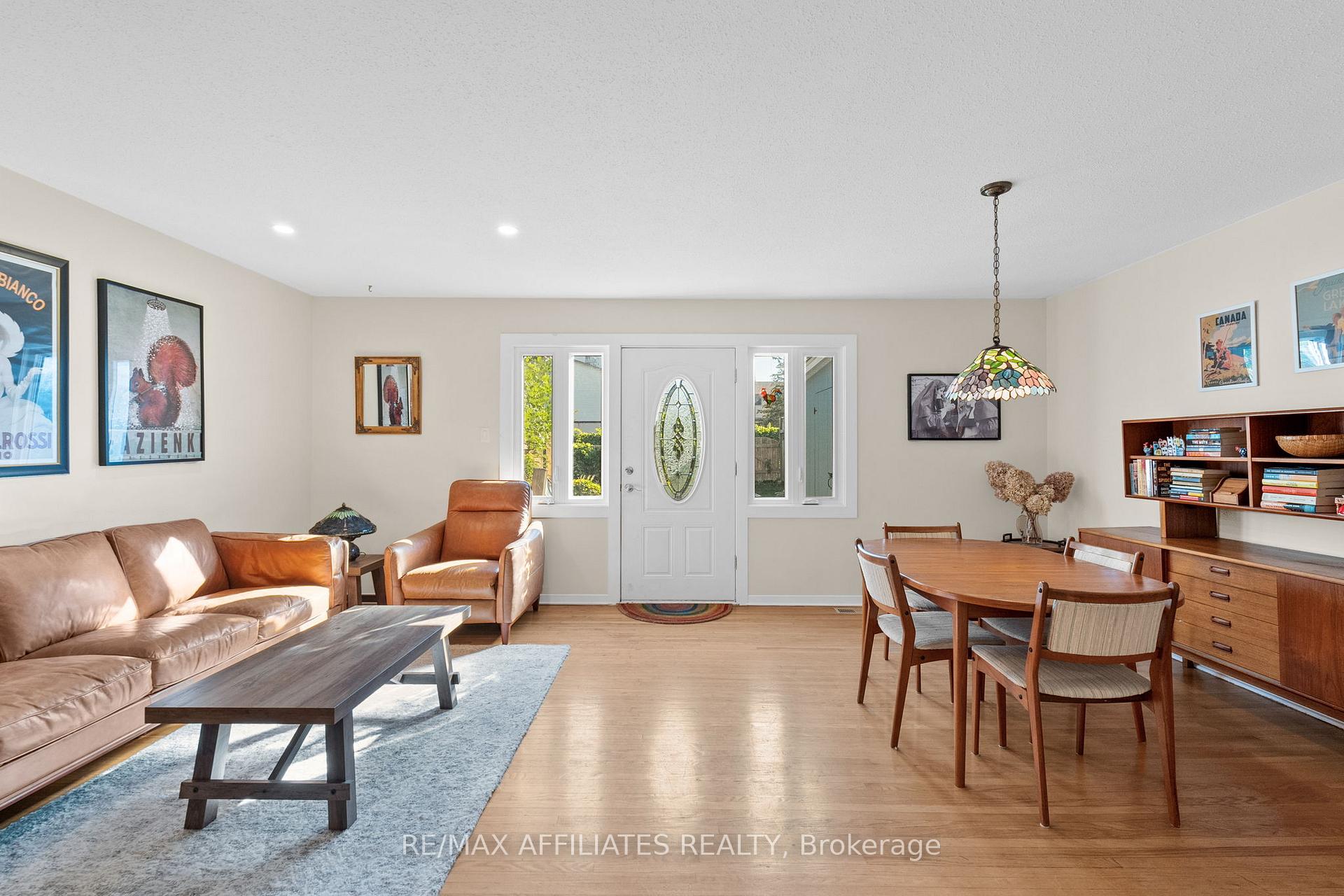 Photo 12 of 1301 Cornell Street, Ottawa, Redwood Park — HOMEH