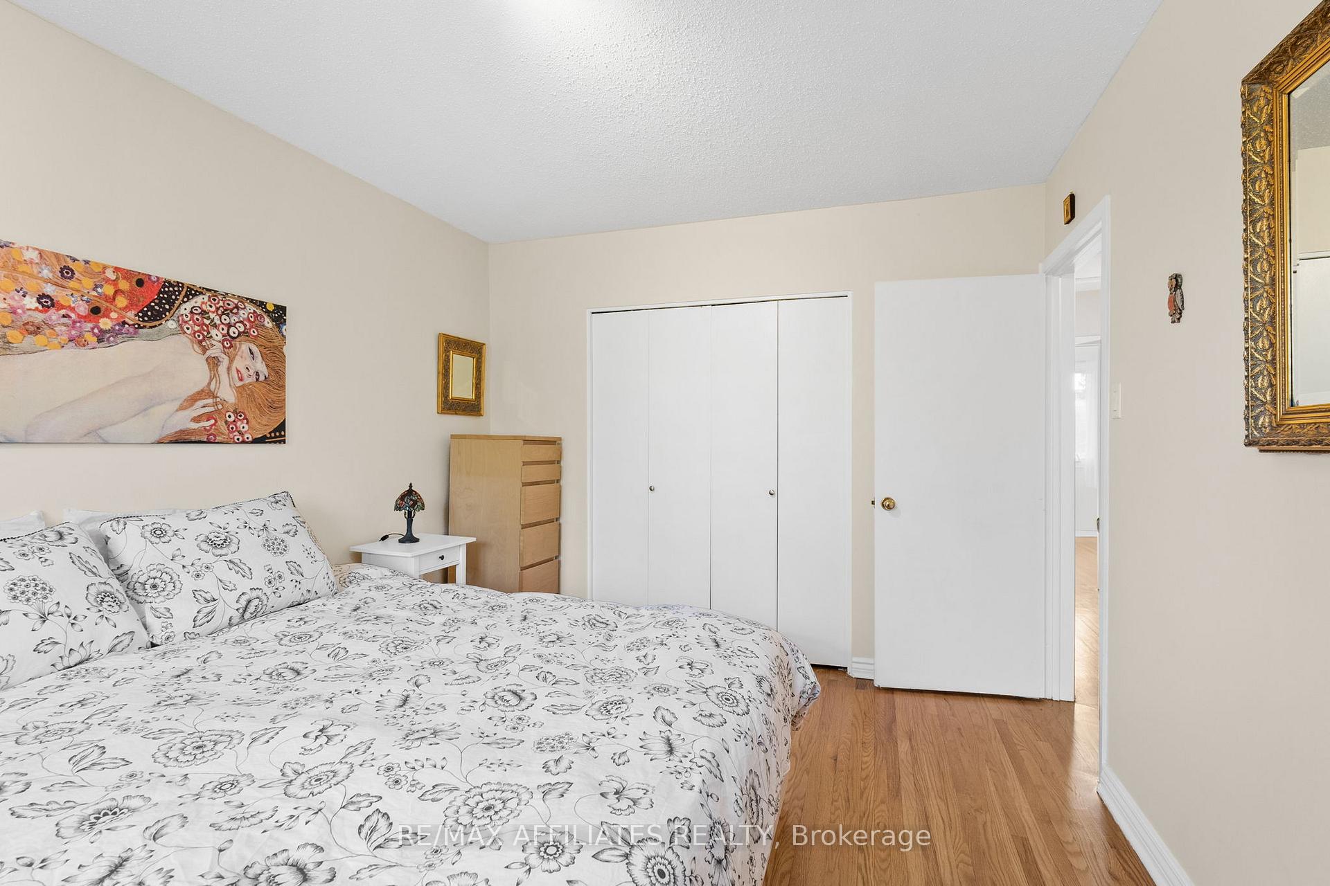 Photo 23 of 1301 Cornell Street, Ottawa, Redwood Park — HOMEH