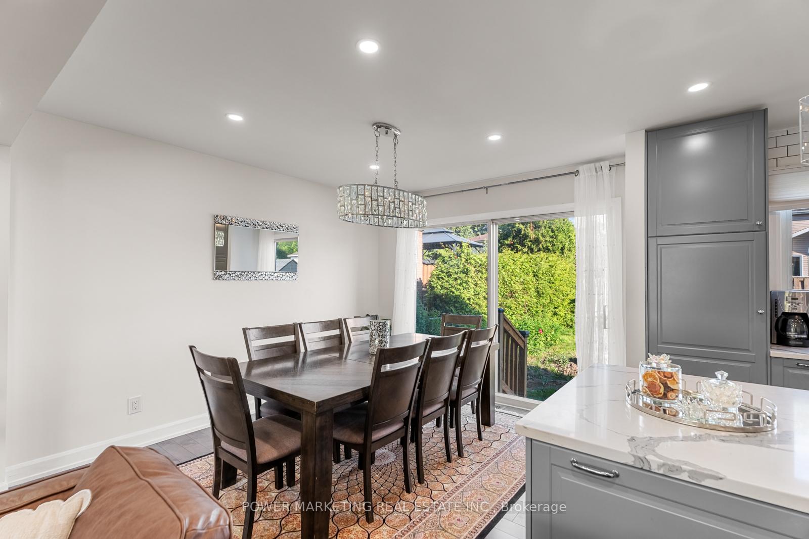 Photo 12 of 2714 Hickson Crescent, Ottawa, Redwood Park — HOMEH
