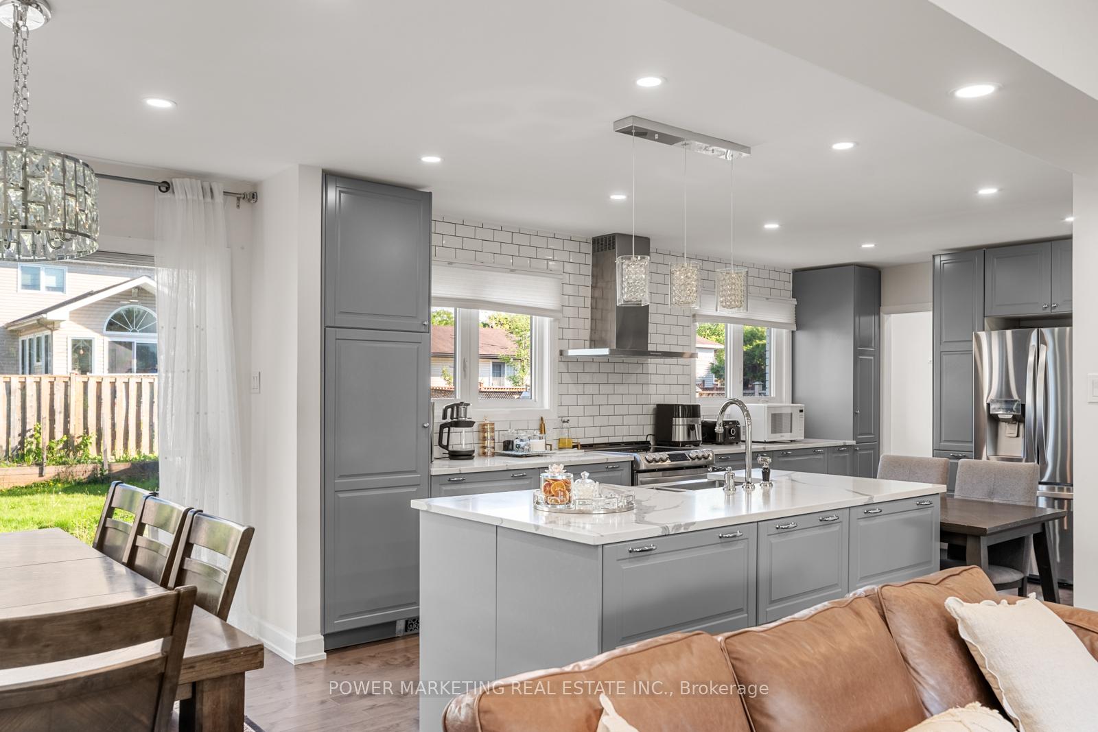Photo 17 of 2714 Hickson Crescent, Ottawa, Redwood Park — HOMEH