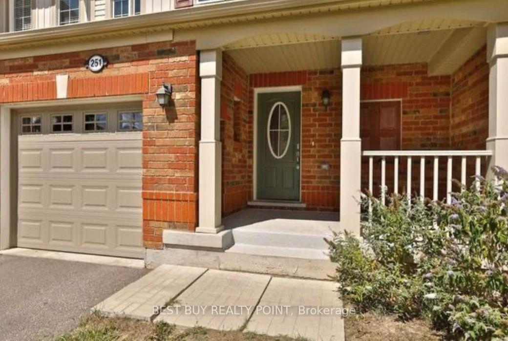 Photo 2 of 251 Mortimer Crescent, Milton, Harrison — HOMEH