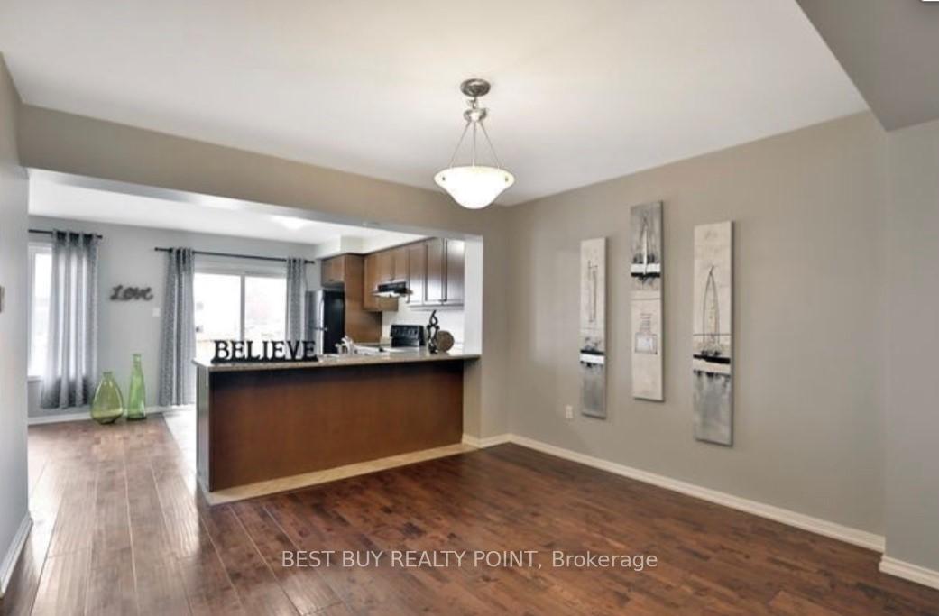 Photo 5 of 251 Mortimer Crescent, Milton, Harrison — HOMEH