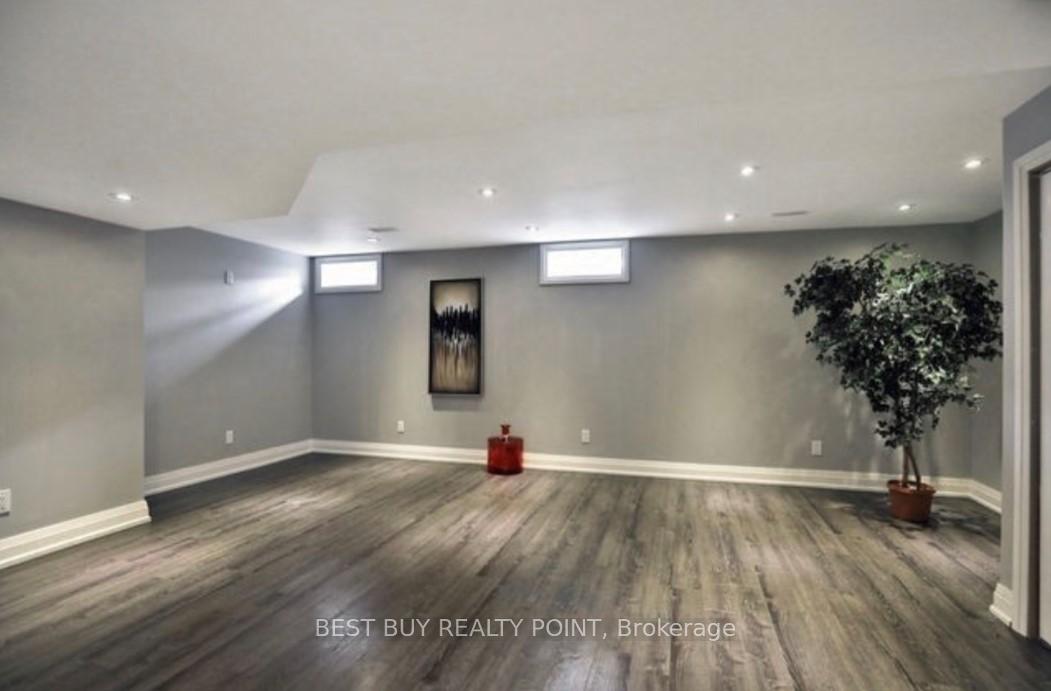 Photo 10 of 251 Mortimer Crescent, Milton, Harrison — HOMEH
