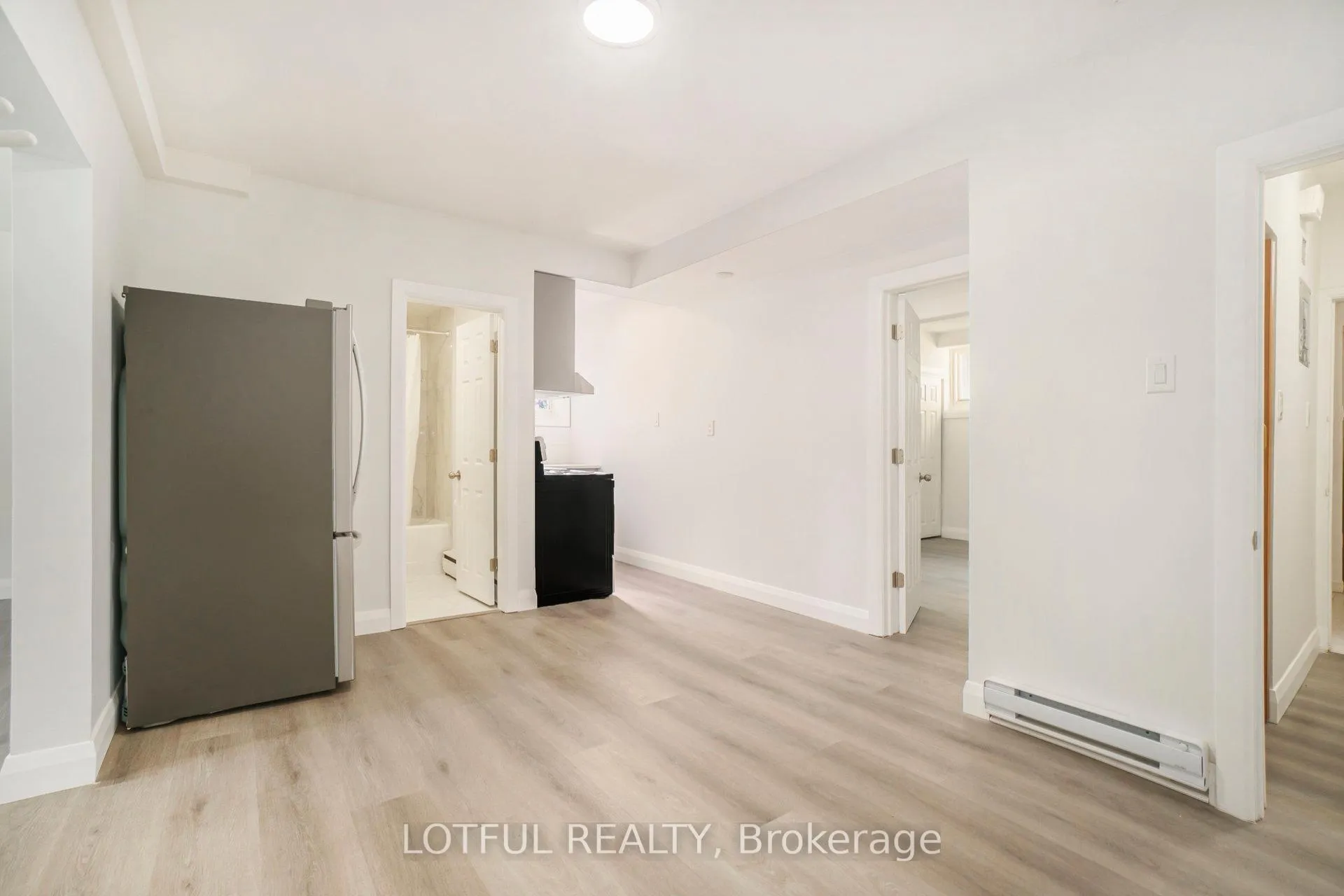 Photo 7 of Unit 1, 484 Queen Mary Street, Ottawa, Overbrook/Castle Heights — HOMEH