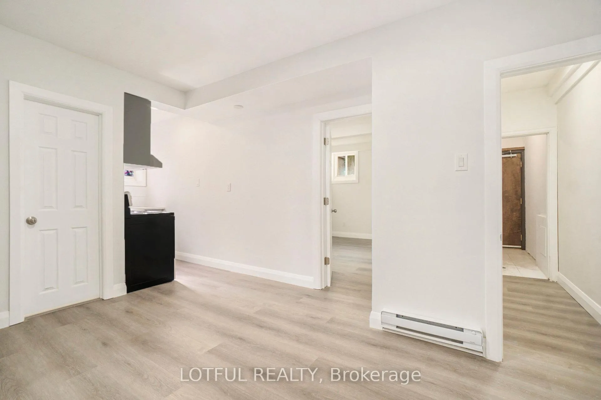 Photo 8 of Unit 1, 484 Queen Mary Street, Ottawa, Overbrook/Castle Heights — HOMEH