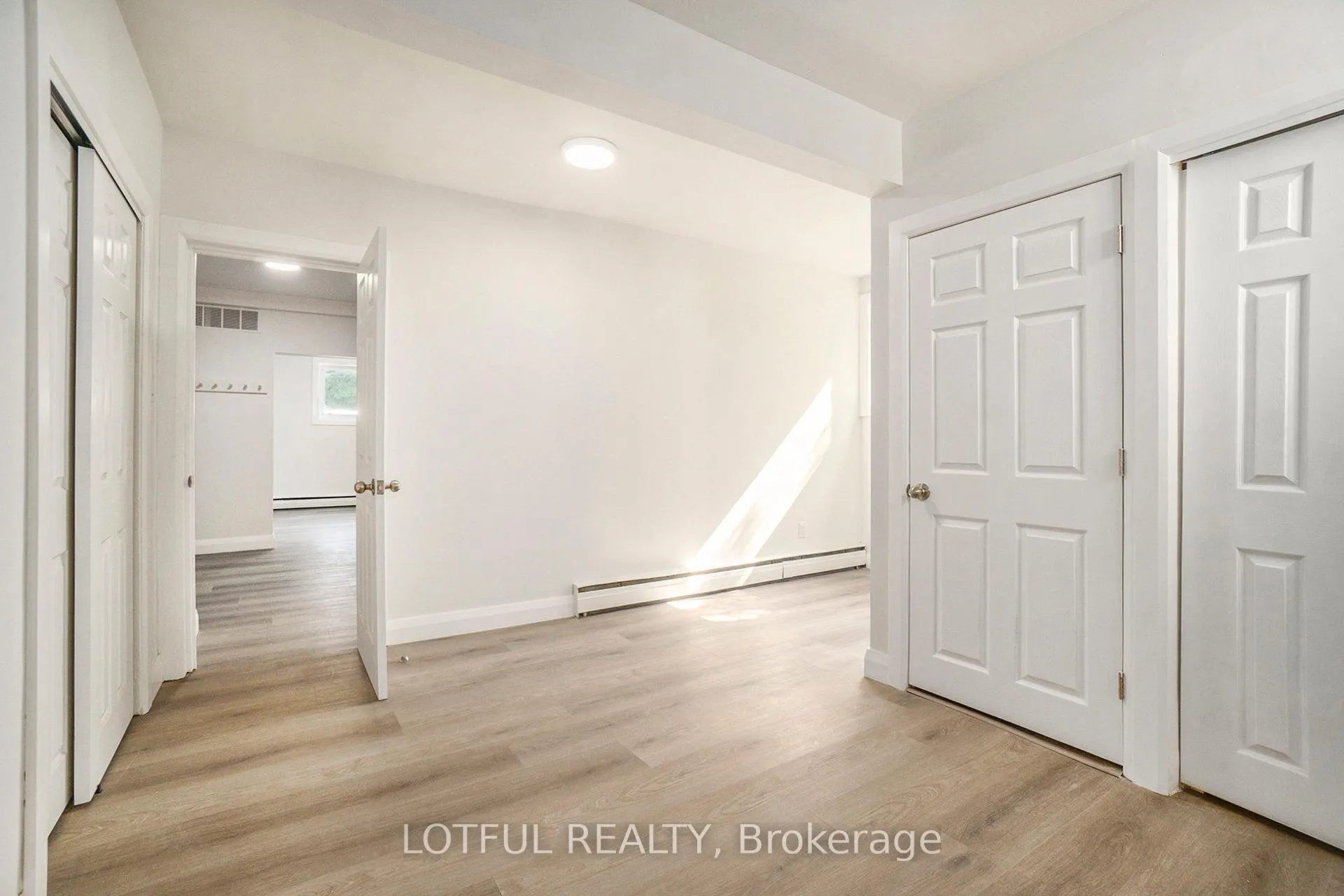 Photo 11 of Unit 1, 484 Queen Mary Street, Ottawa, Overbrook/Castle Heights — HOMEH
