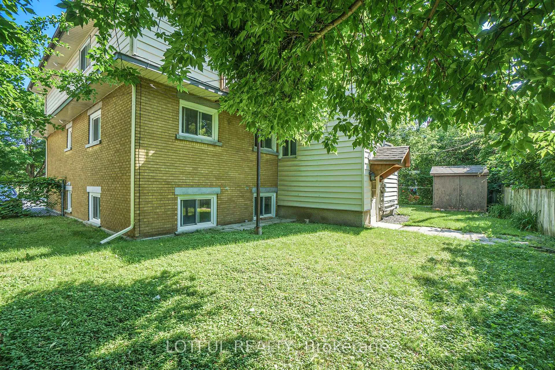 Photo 16 of Unit 1, 484 Queen Mary Street, Ottawa, Overbrook/Castle Heights — HOMEH