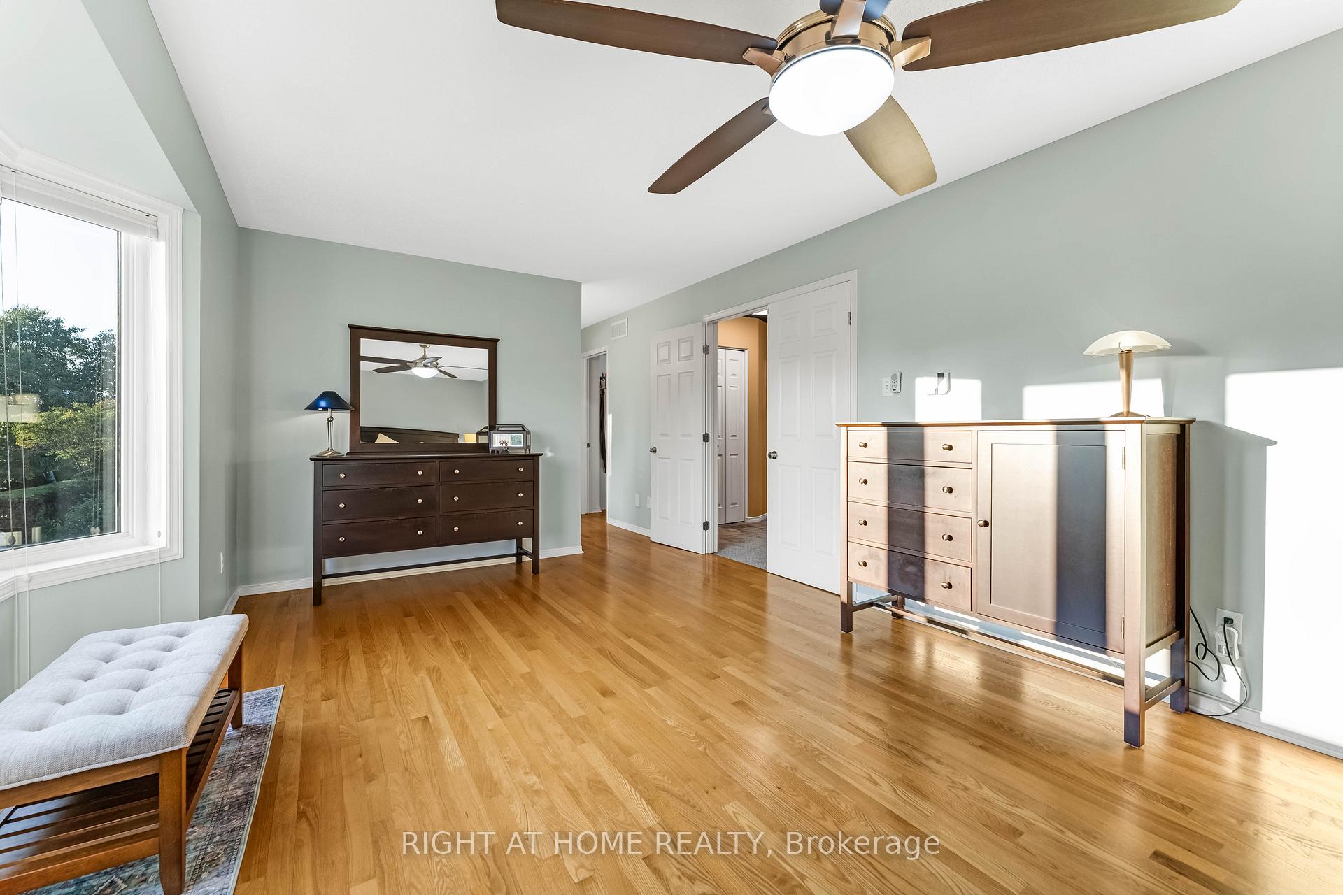 Photo 23 of 6196 Ravine Way, Ottawa, Convent Glen — HOMEH