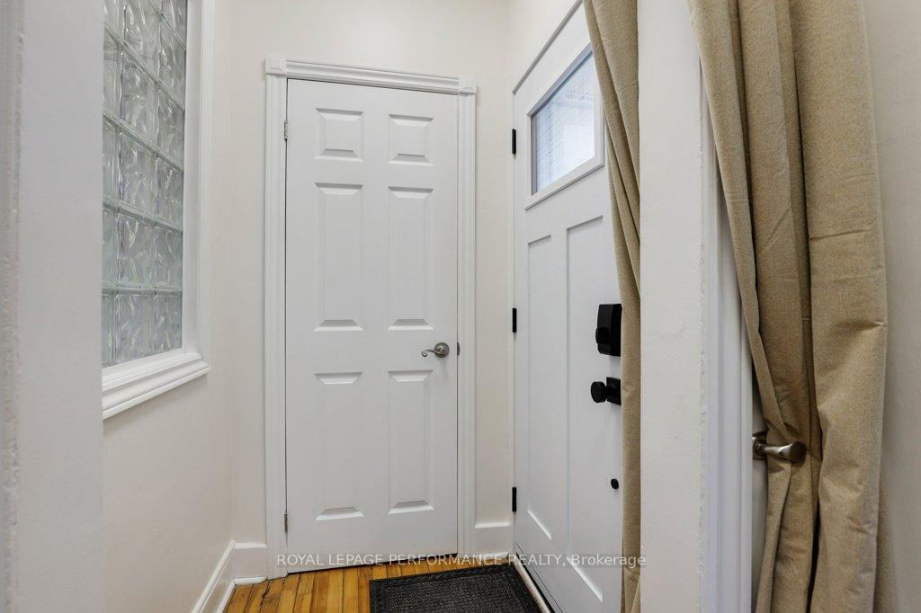 Photo 9 of 327 Crichton Street, Ottawa, Lindenlea — HOMEH