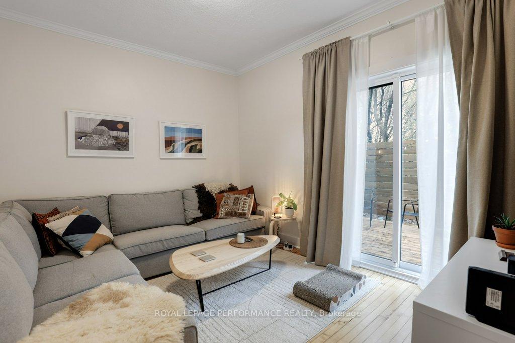 Photo 10 of 327 Crichton Street, Ottawa, Lindenlea — HOMEH