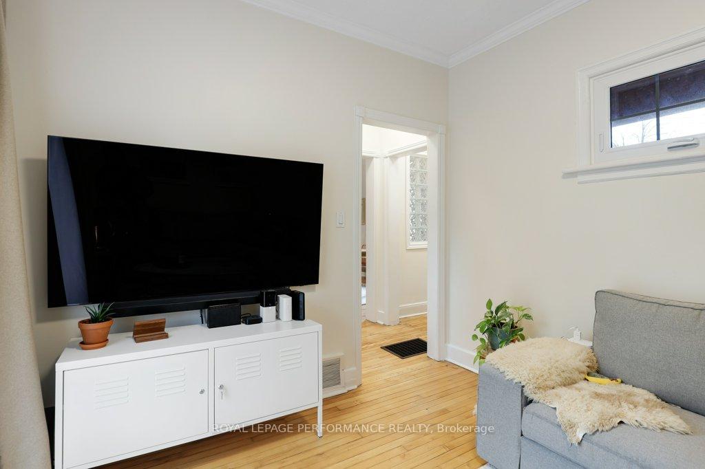 Photo 12 of 327 Crichton Street, Ottawa, Lindenlea — HOMEH