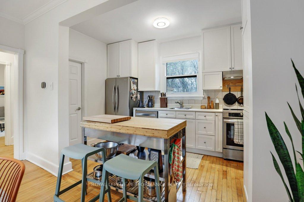 Photo 16 of 327 Crichton Street, Ottawa, Lindenlea — HOMEH