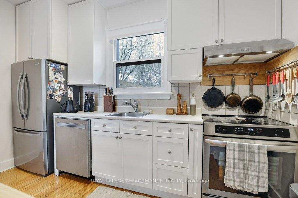 Photo 18 of 327 Crichton Street, Ottawa, Lindenlea — HOMEH