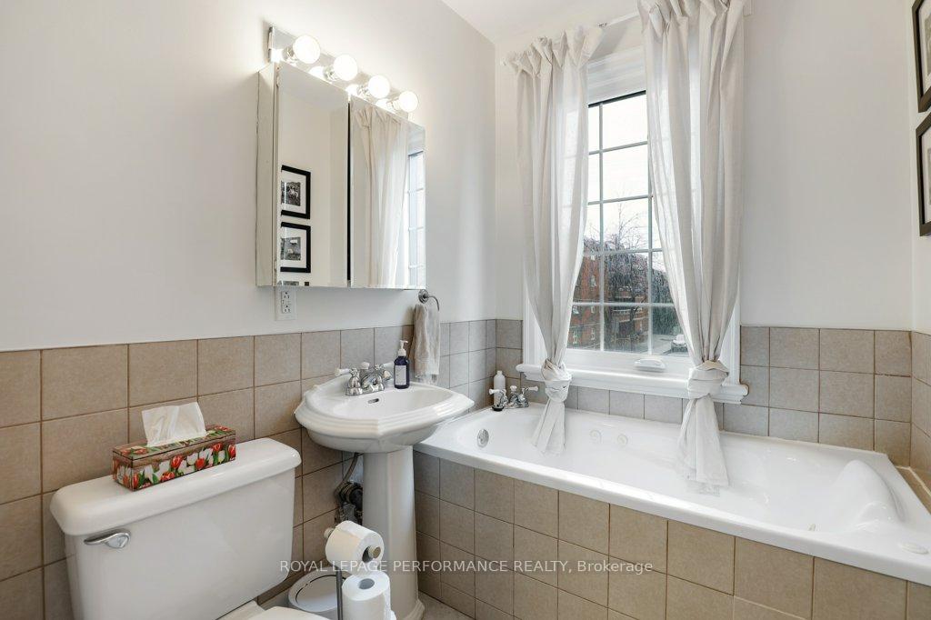 Photo 27 of 327 Crichton Street, Ottawa, Lindenlea — HOMEH