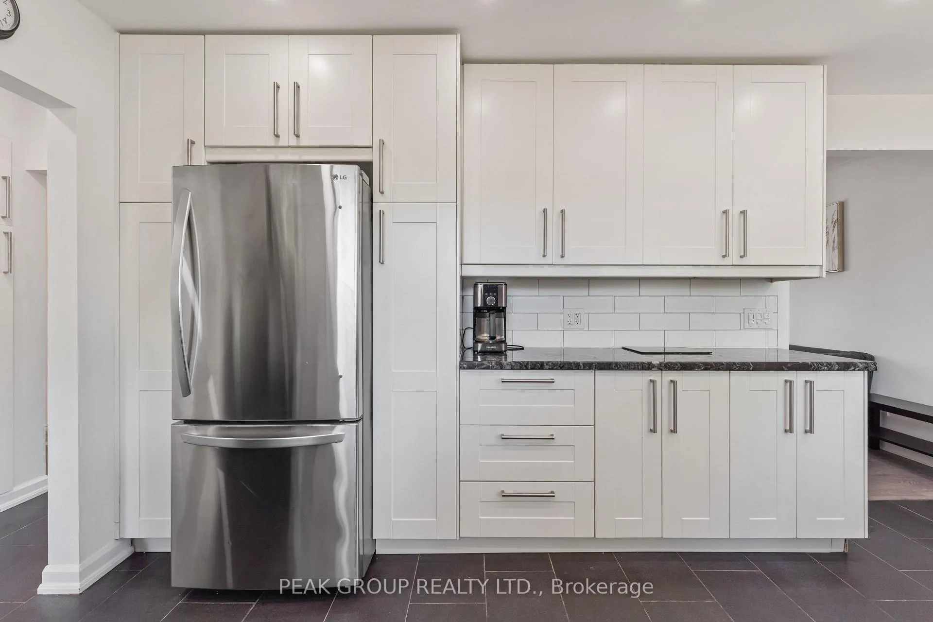 Photo 13 of 8816 Roosevelt Street, Niagara Falls, Chippawa — HOMEH