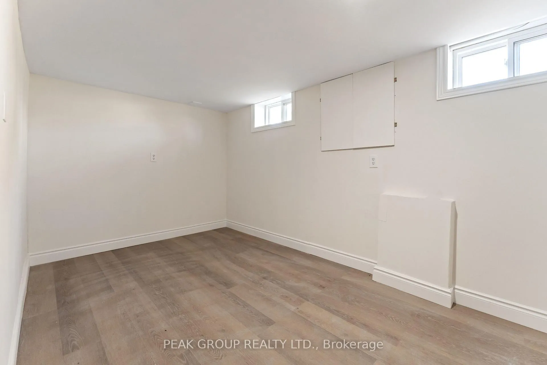 Photo 29 of 8816 Roosevelt Street, Niagara Falls, Chippawa — HOMEH