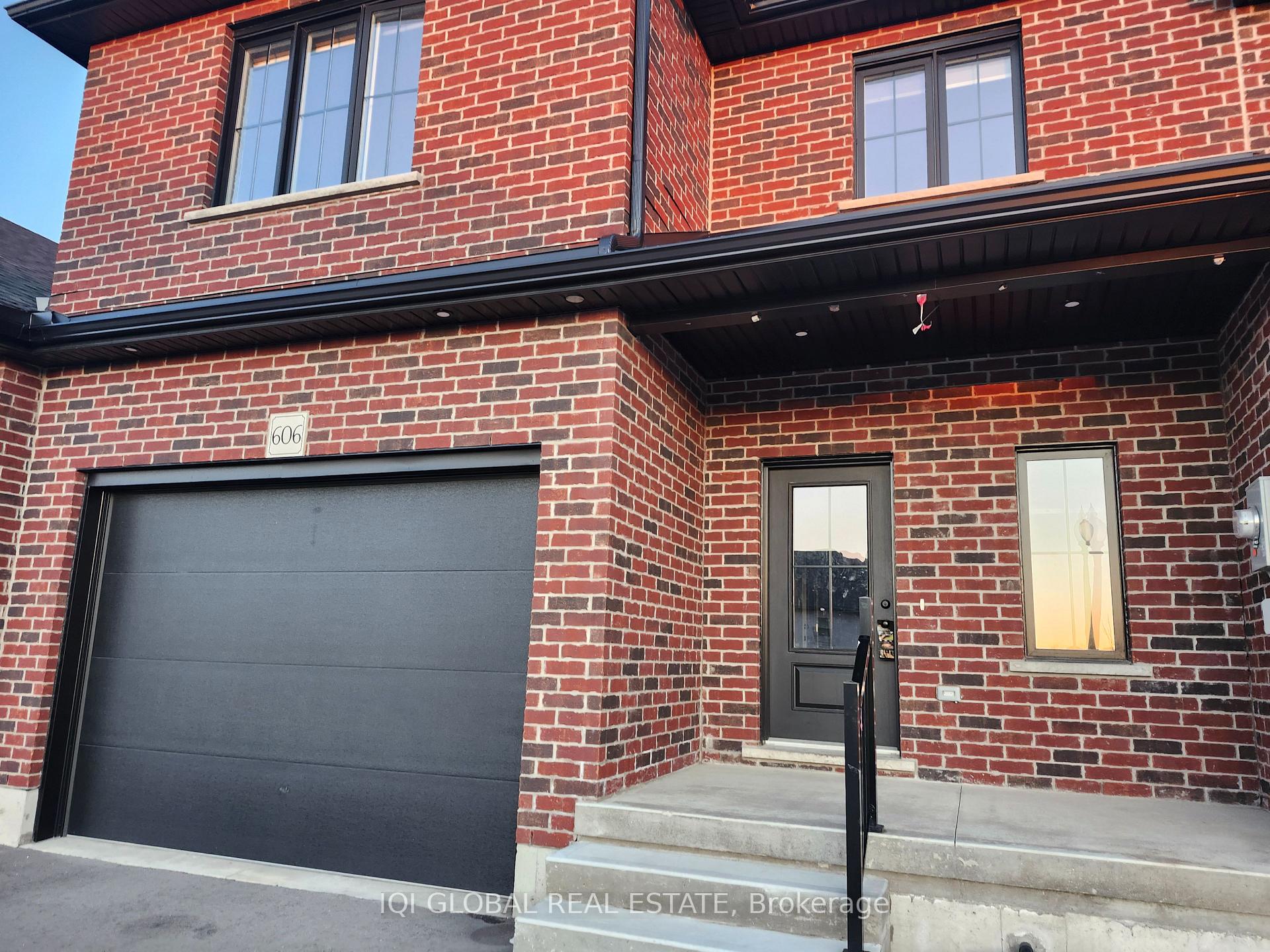 Photo 1 of Unit 2, 606 Wray Avenue S, North Perth, Elma — HOMEH