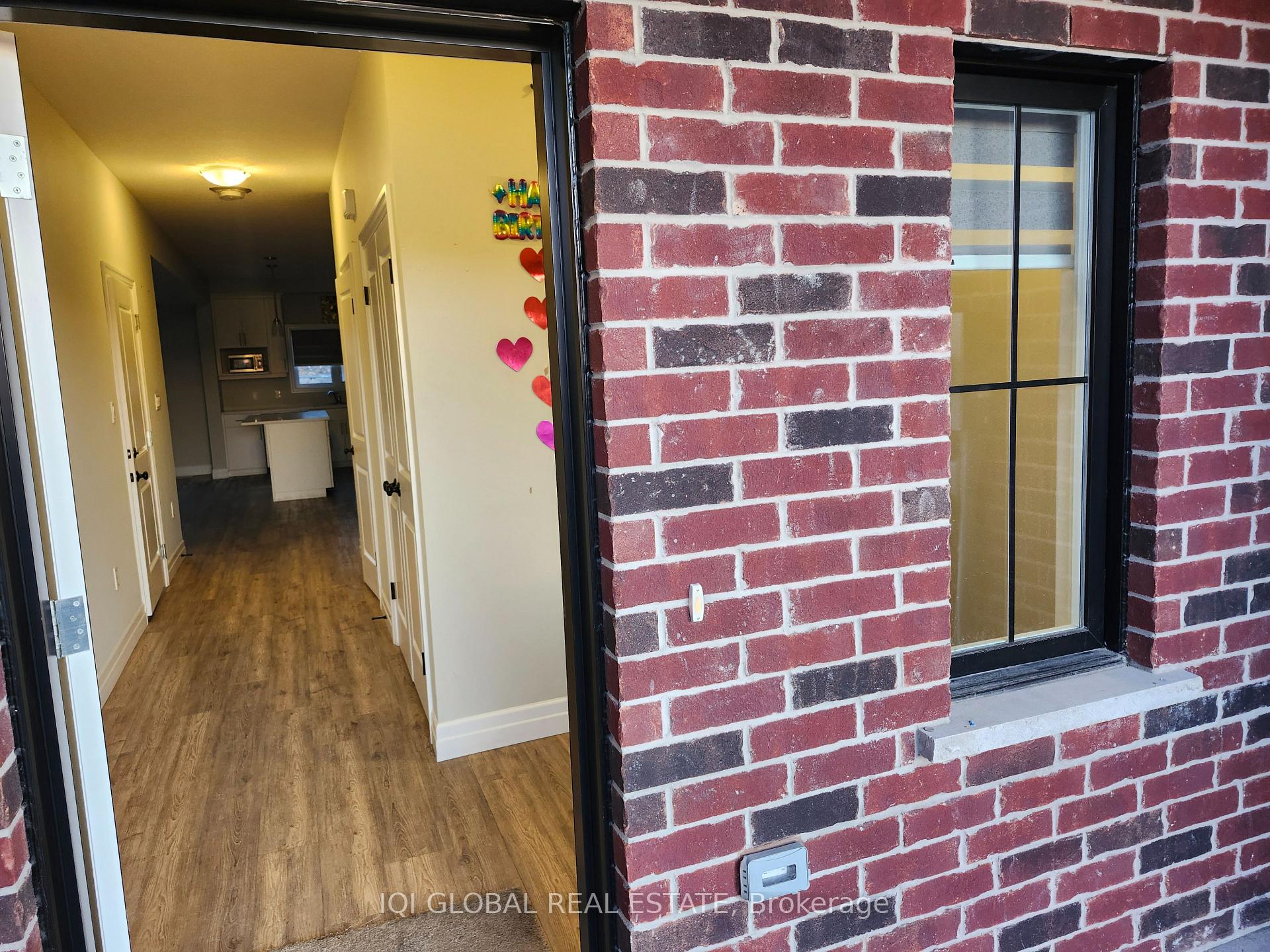 Photo 2 of Unit 2, 606 Wray Avenue S, North Perth, Elma — HOMEH