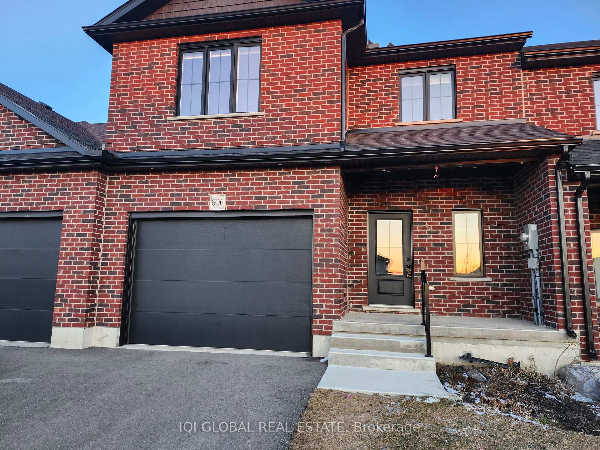 Photo 3 of Unit 2, 606 Wray Avenue S, North Perth, Elma — HOMEH