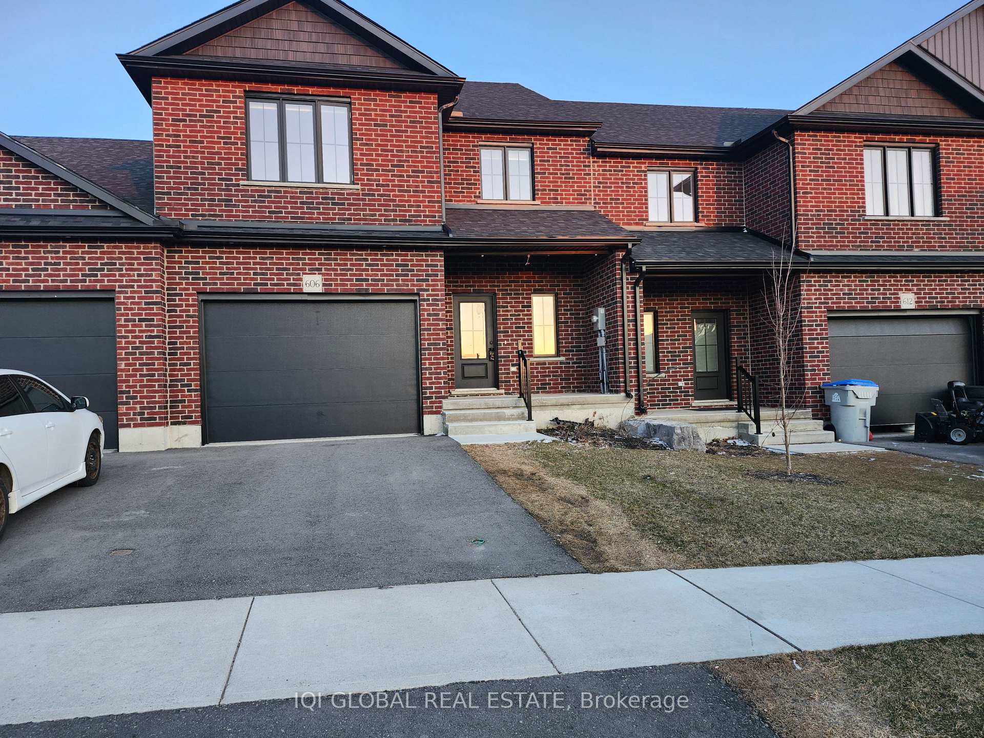 Photo 4 of Unit 2, 606 Wray Avenue S, North Perth, Elma — HOMEH