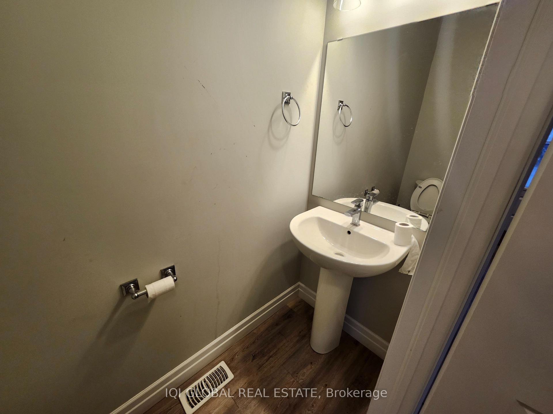 Photo 9 of Unit 2, 606 Wray Avenue S, North Perth, Elma — HOMEH