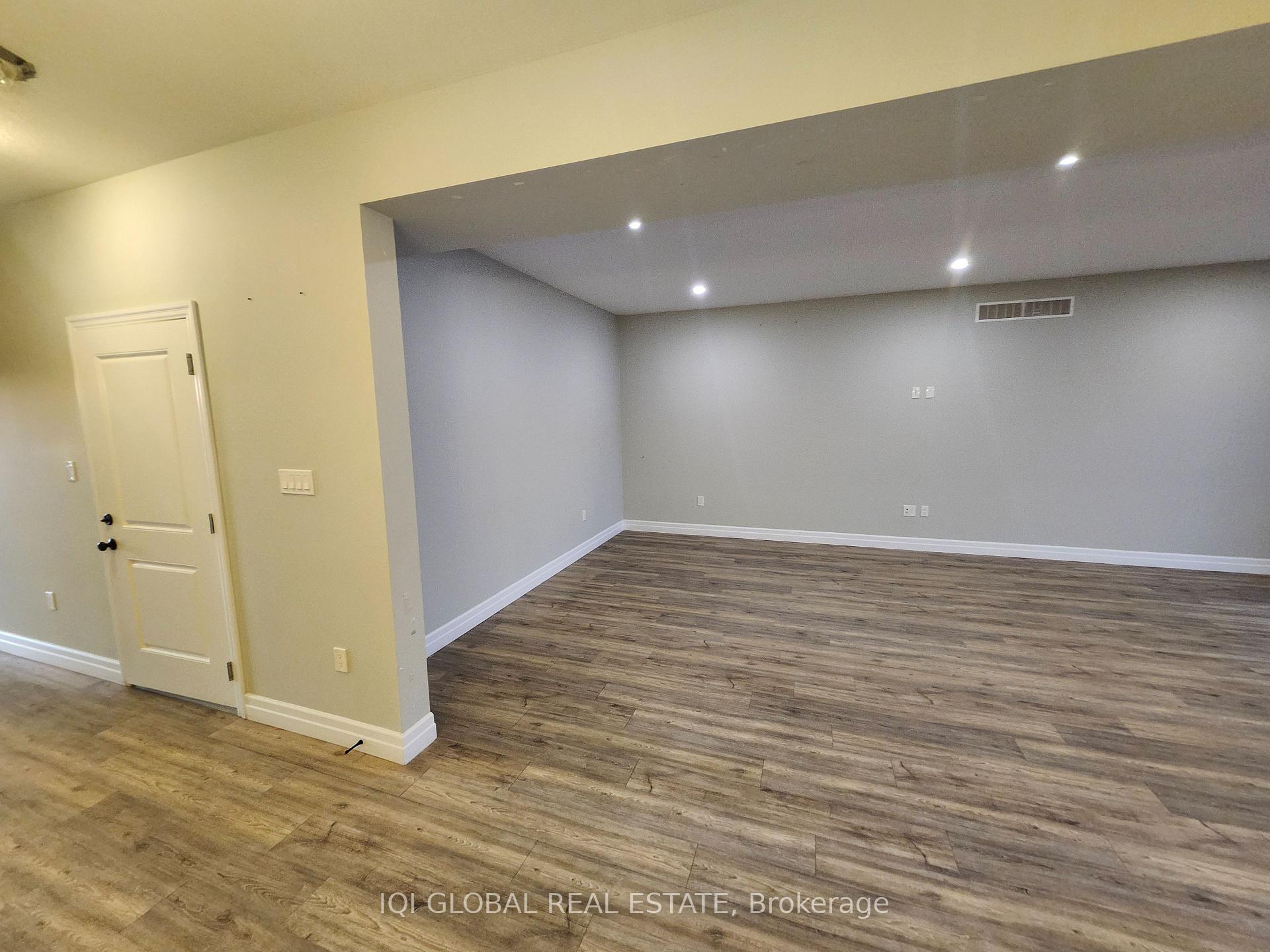 Photo 10 of Unit 2, 606 Wray Avenue S, North Perth, Elma — HOMEH