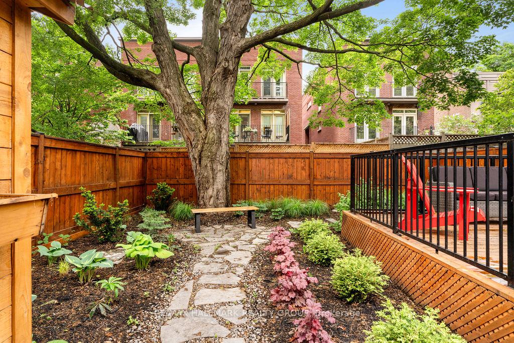 Photo 38 of 43 Noel Street, Ottawa, Lindenlea — HOMEH