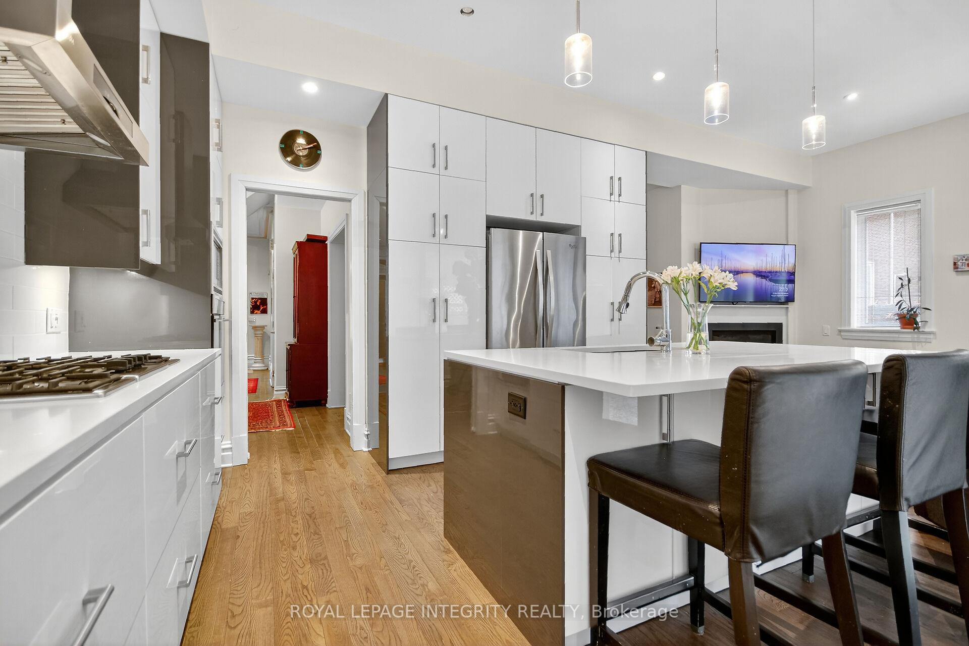 Photo 17 of 200 Cartier Street, Ottawa, Ottawa Centre/Golden Triangle — HOMEH