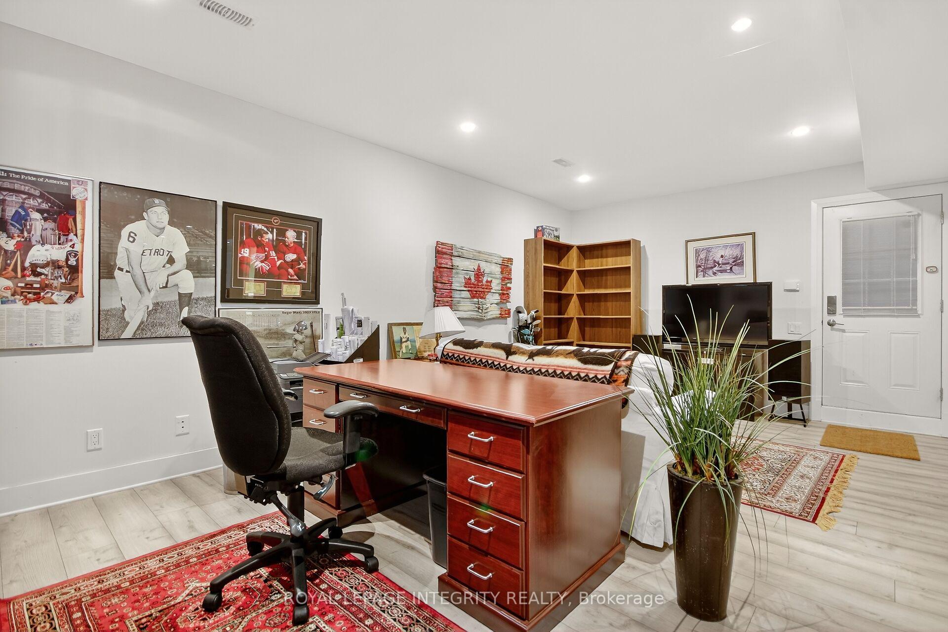 Photo 41 of 200 Cartier Street, Ottawa, Ottawa Centre/Golden Triangle — HOMEH