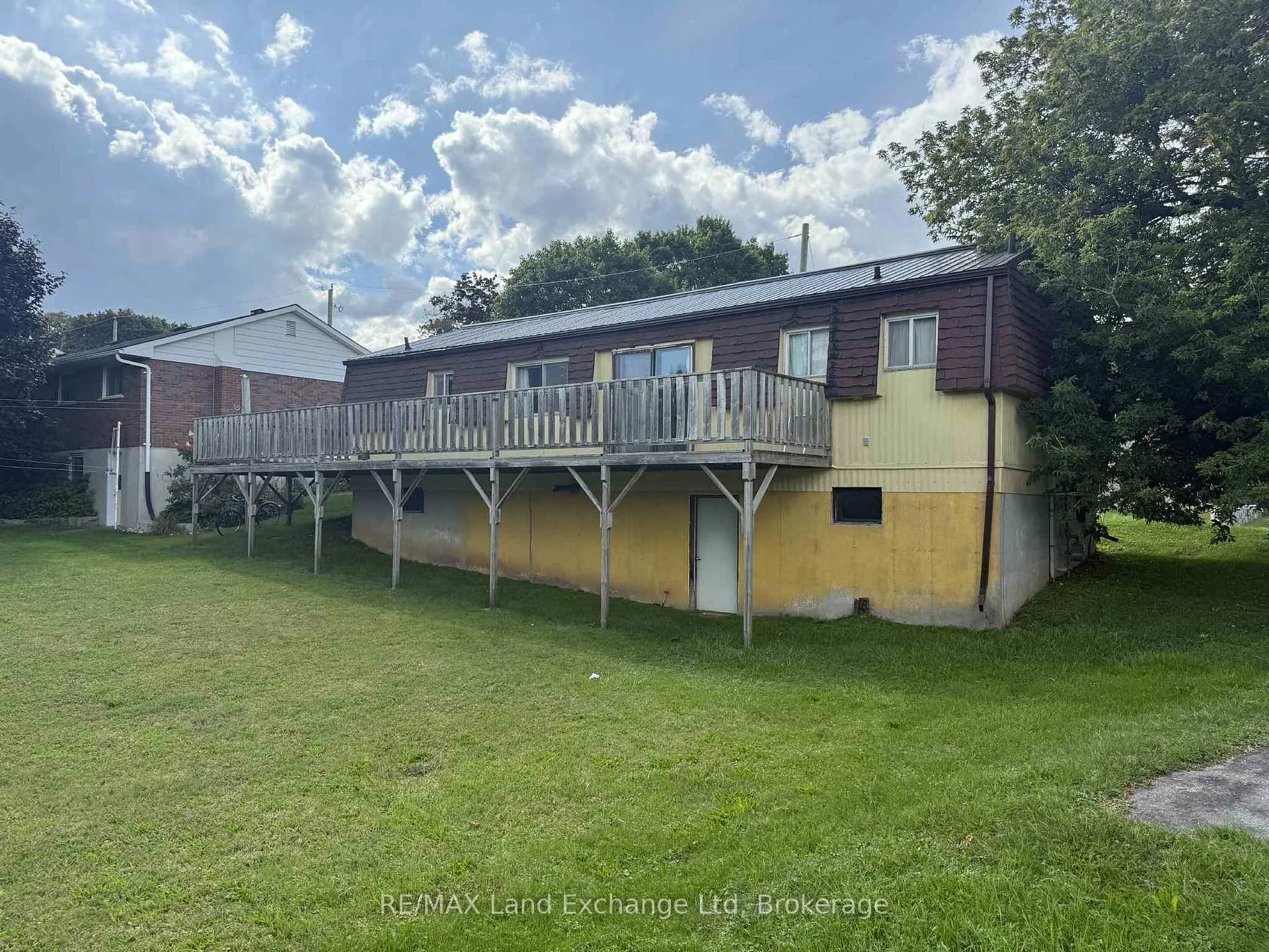 Photo 21 of 389 Catherine Street, North Huron, Wingham — HOMEH