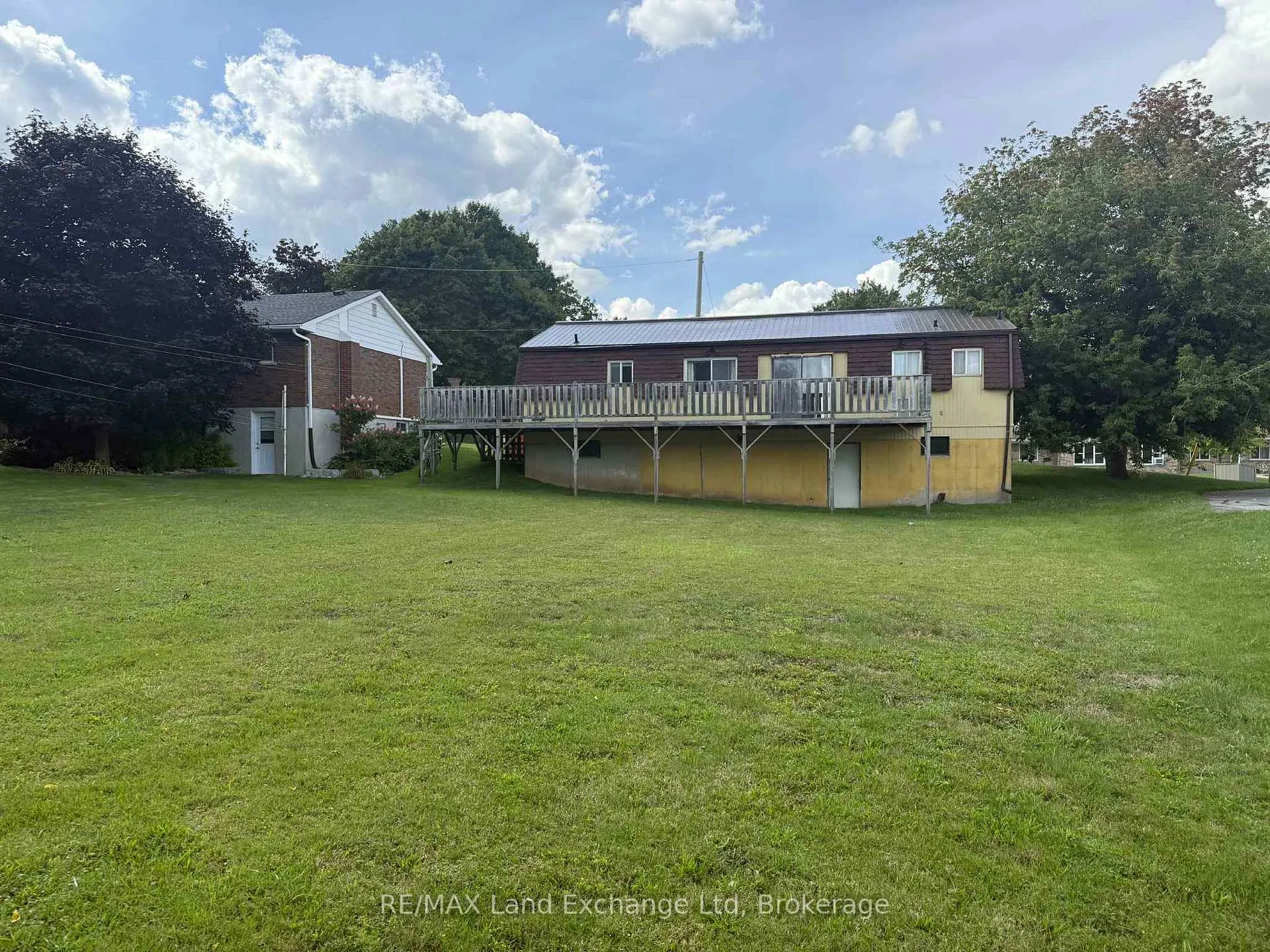 Photo 24 of 389 Catherine Street, North Huron, Wingham — HOMEH