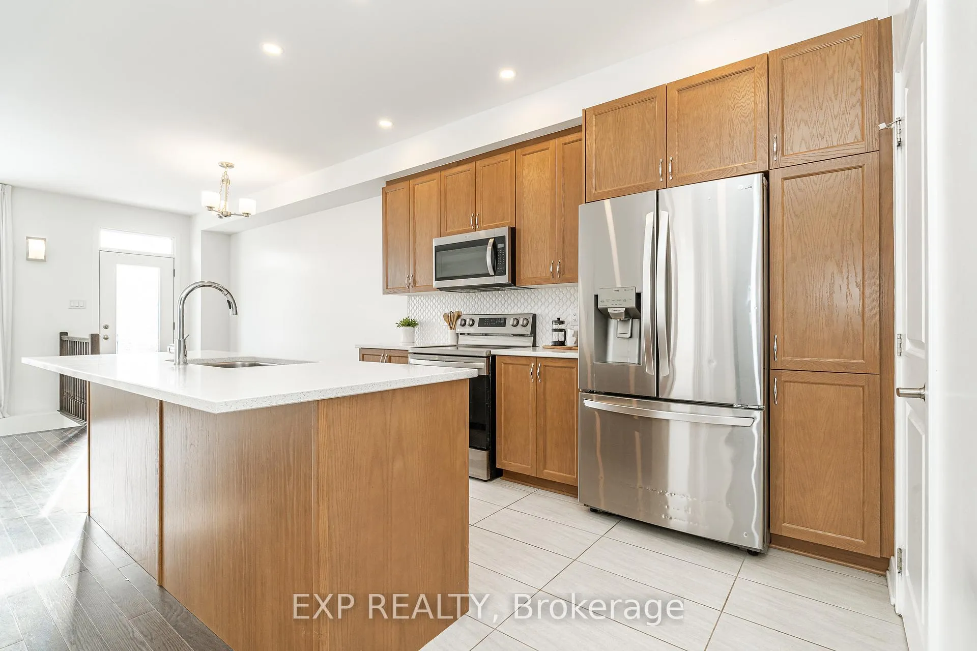 Photo 14 of 914 Alvarez Lane, Ottawa, Leitrim — HOMEH