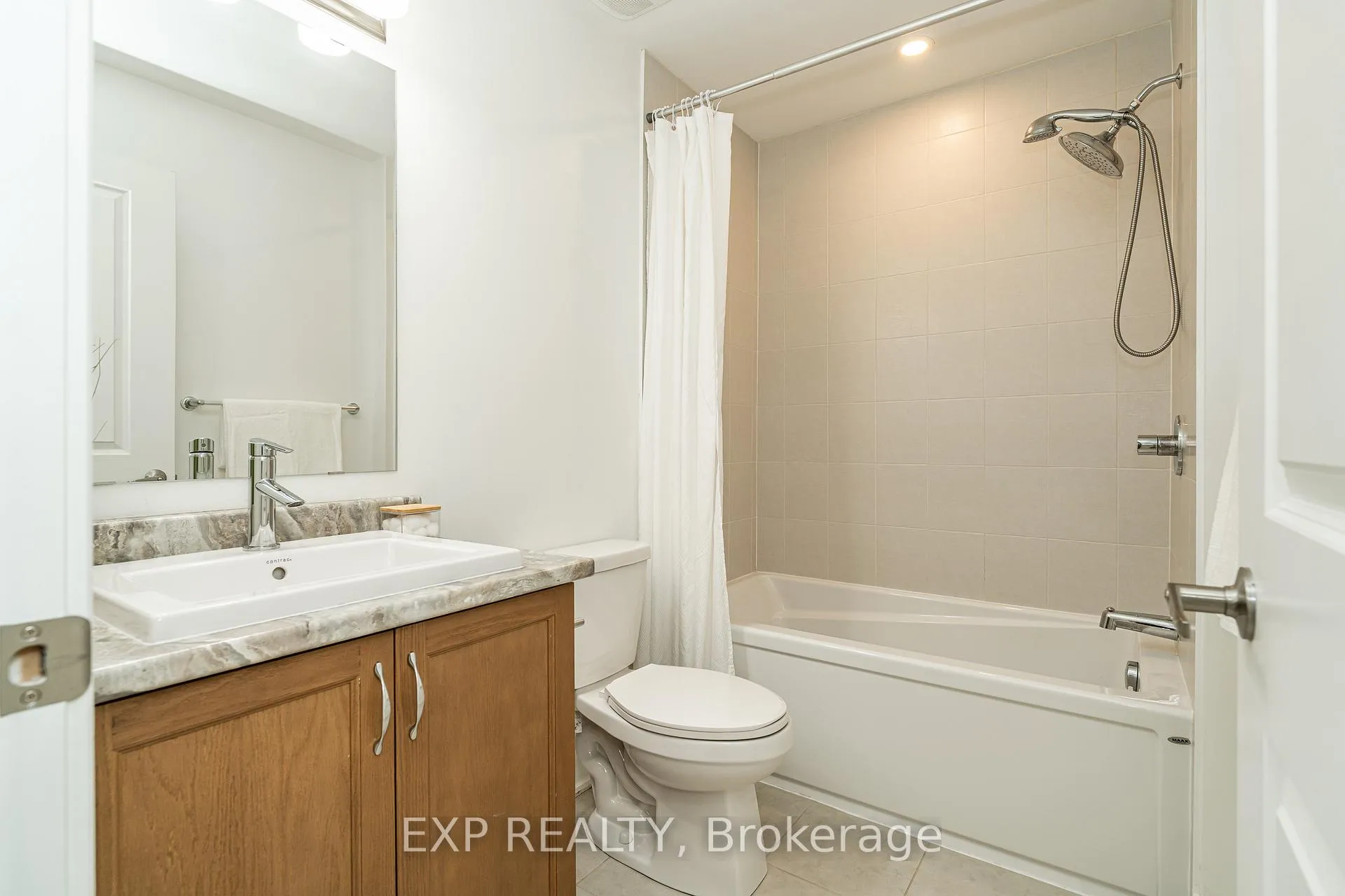 Photo 25 of 914 Alvarez Lane, Ottawa, Leitrim — HOMEH