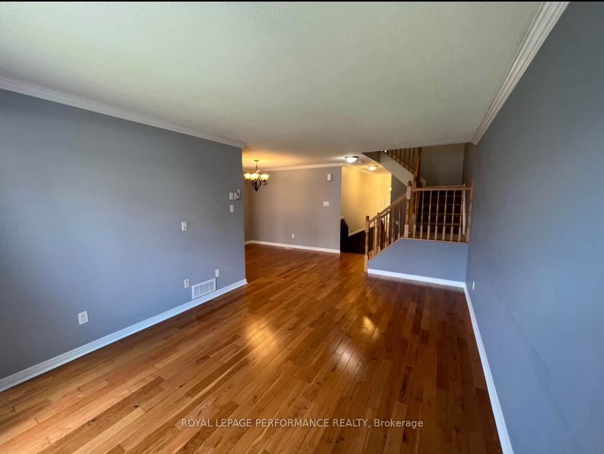 Photo 4 of 521 Louis Toscano Drive, Ottawa, Avalon East — HOMEH