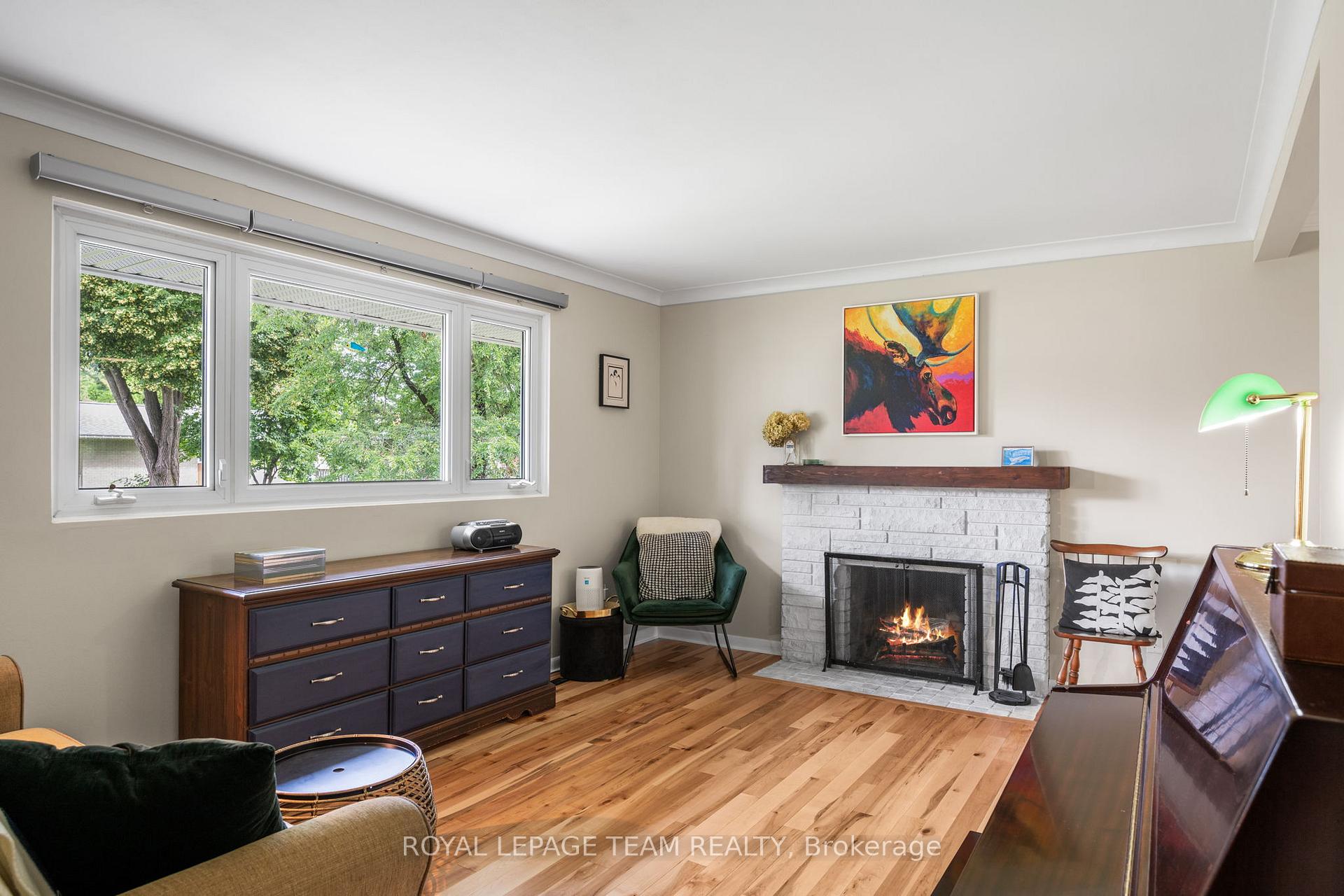 Photo 6 of 1300 Adirondack Drive, Ottawa, Kenson Park — HOMEH